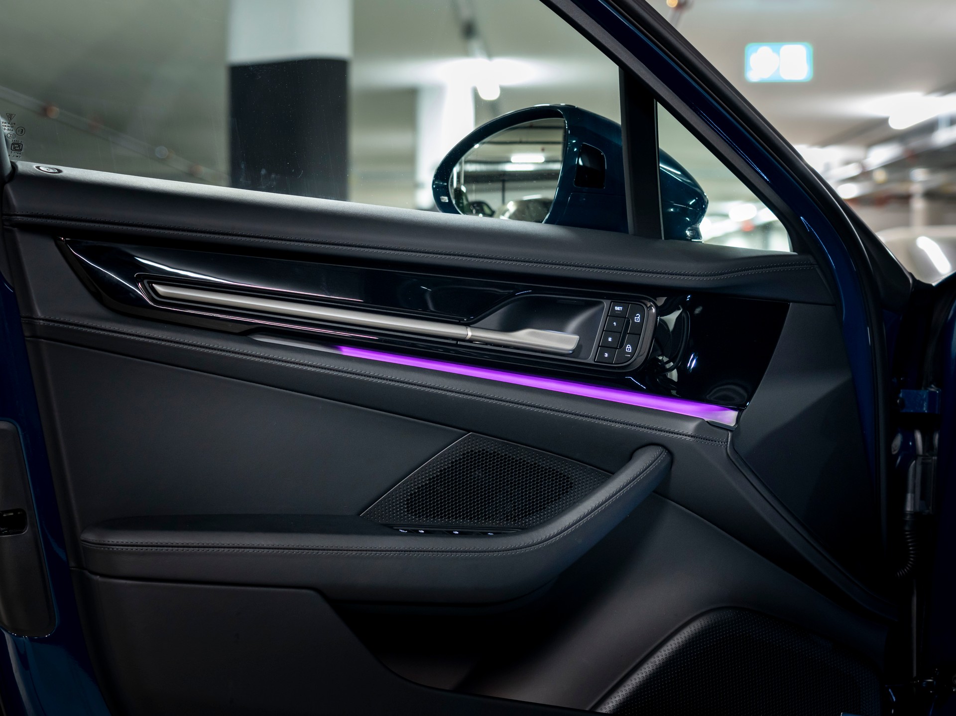 PORSCHE Panamera 4S E-Hybrid PDK-image-21