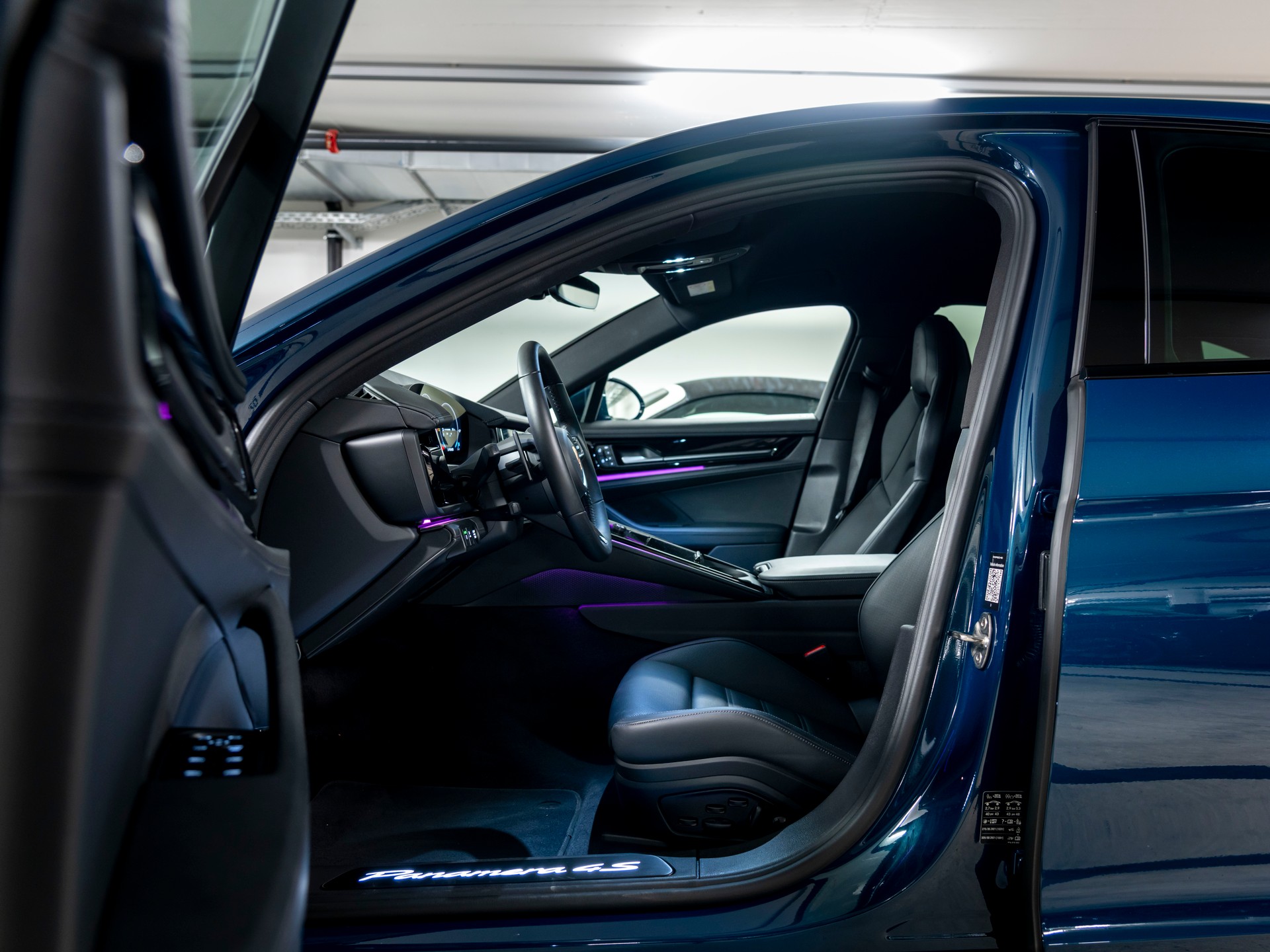 PORSCHE Panamera 4S E-Hybrid PDK-image-19