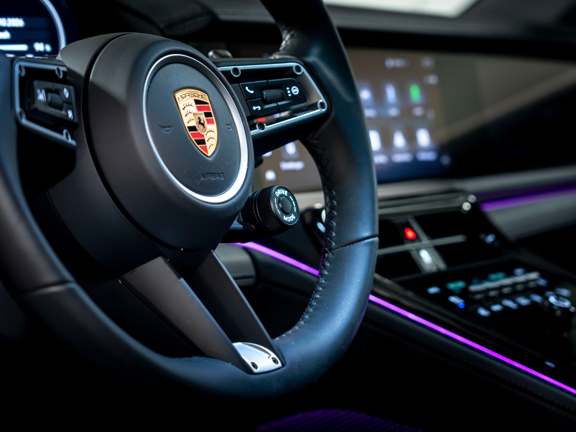 PORSCHE Panamera 4S E-Hybrid PDK-image-17