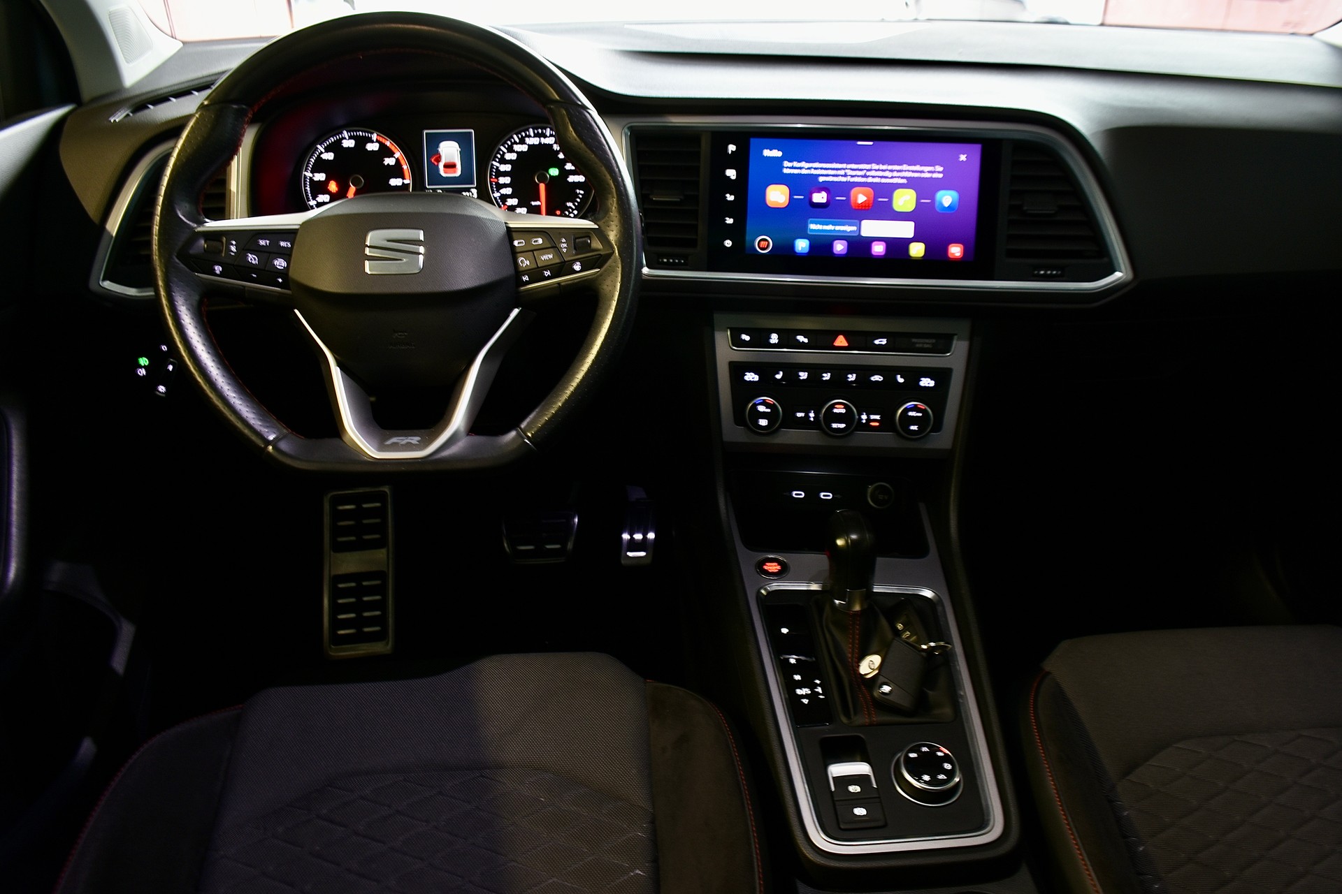 SEAT Ateca 2.0 TSI Hola FR 4Drive DSG-image-8