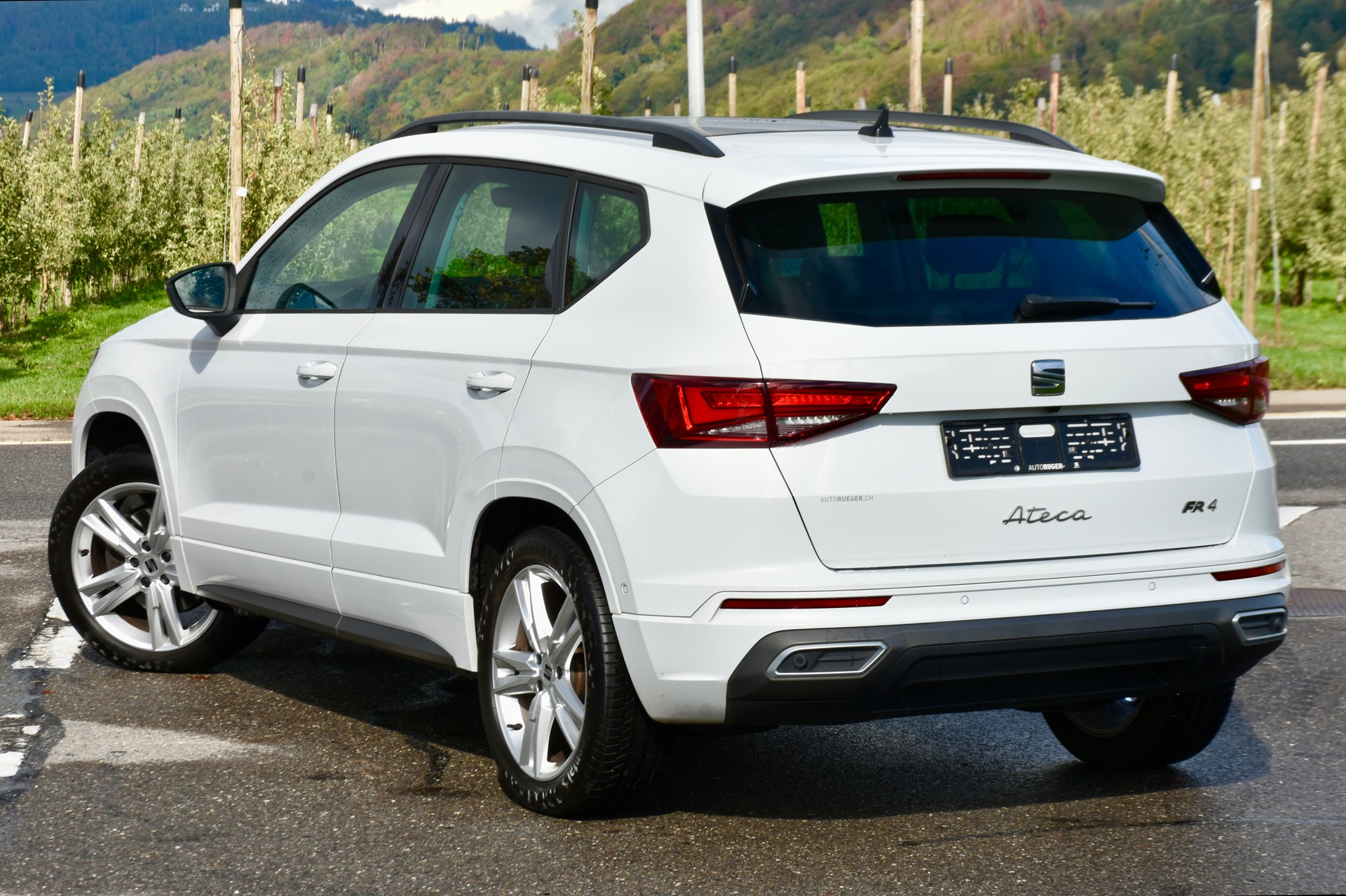 SEAT Ateca 2.0 TSI Hola FR 4Drive DSG-image-1