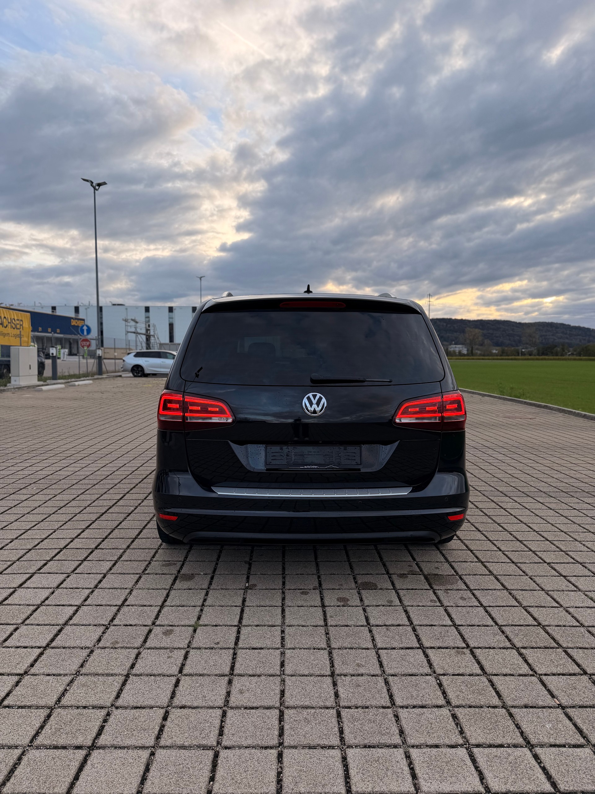 VW Sharan 2.0 TDI BMT Highline 4Motion DSG-image-7