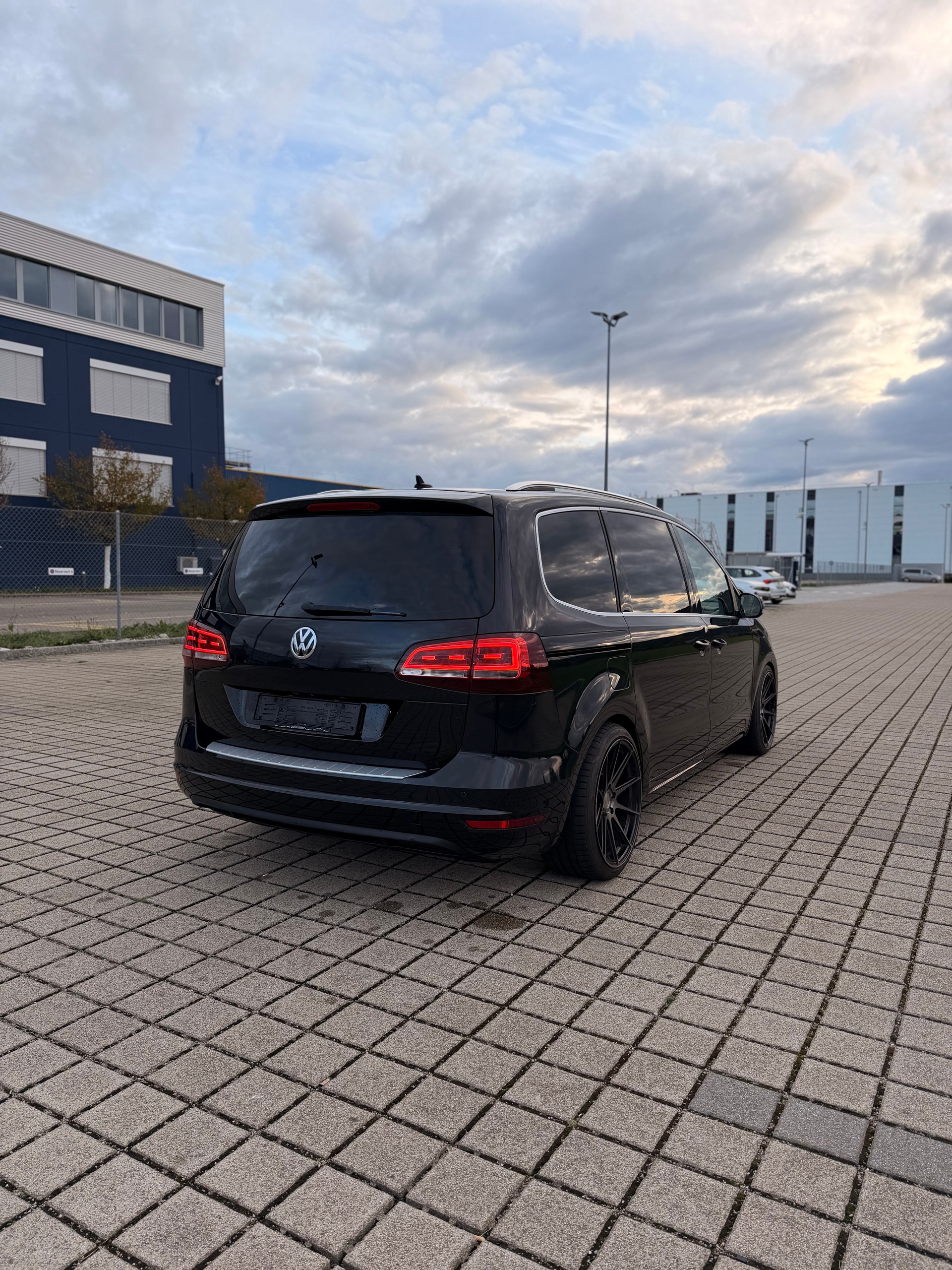 VW Sharan 2.0 TDI BMT Highline 4Motion DSG-image-6