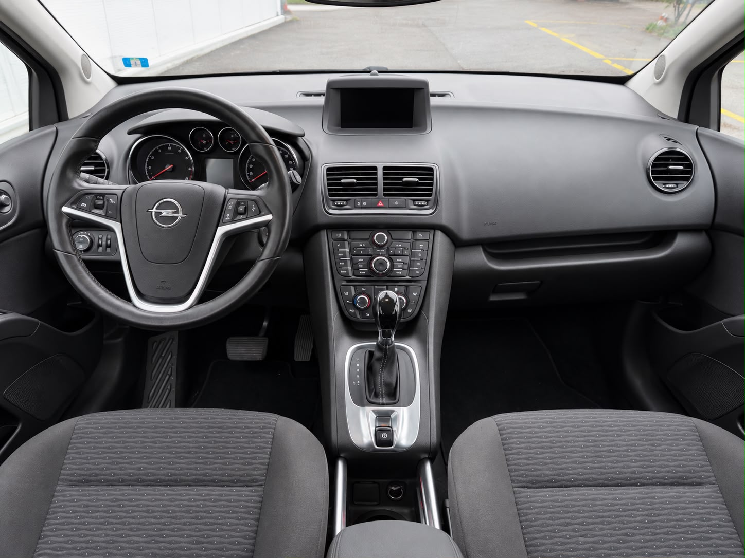 OPEL Meriva 1.4 Turbo Drive Automatic-image-9