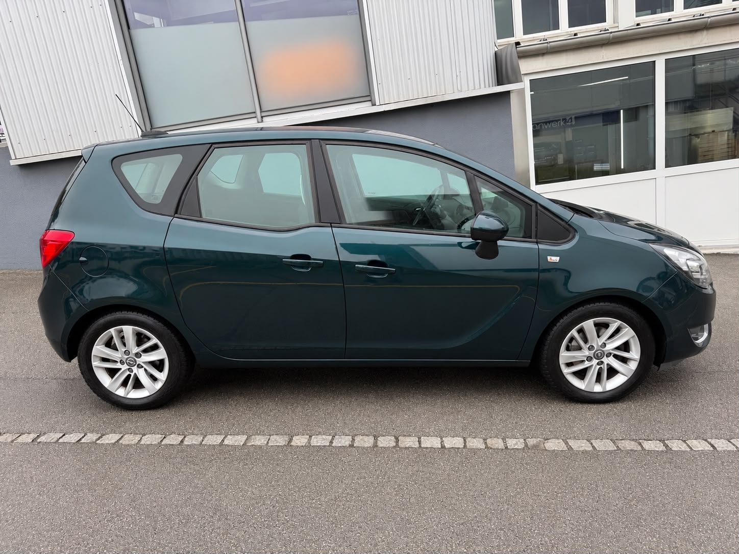 OPEL Meriva 1.4 Turbo Drive Automatic-image-4