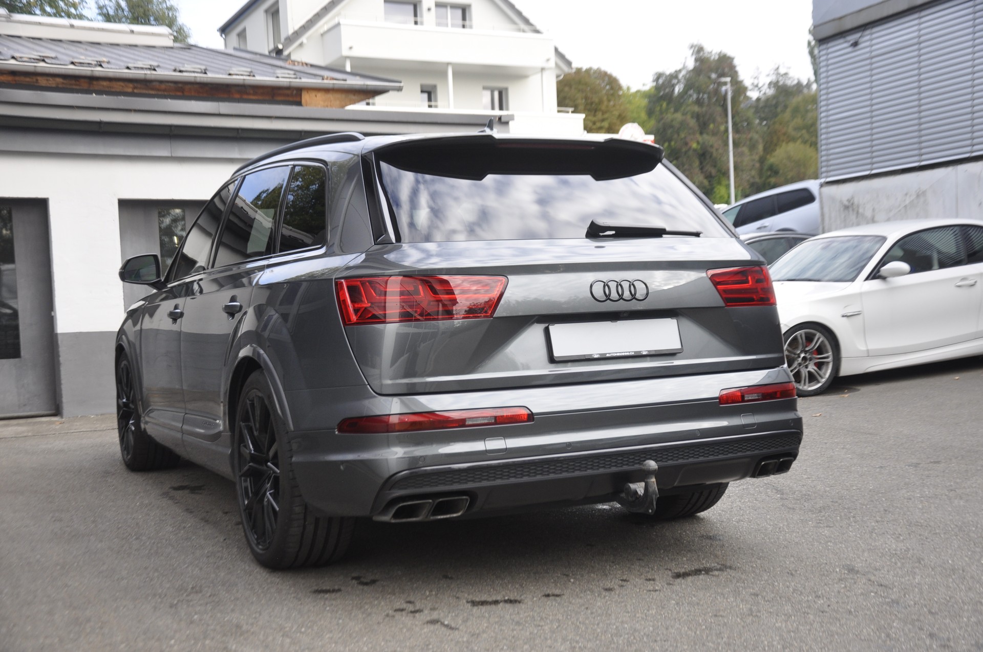 AUDI SQ7 4.0 TDI quattro tiptronic I 7 Plätze I Anhängerkupplung I Standheizung-image-15
