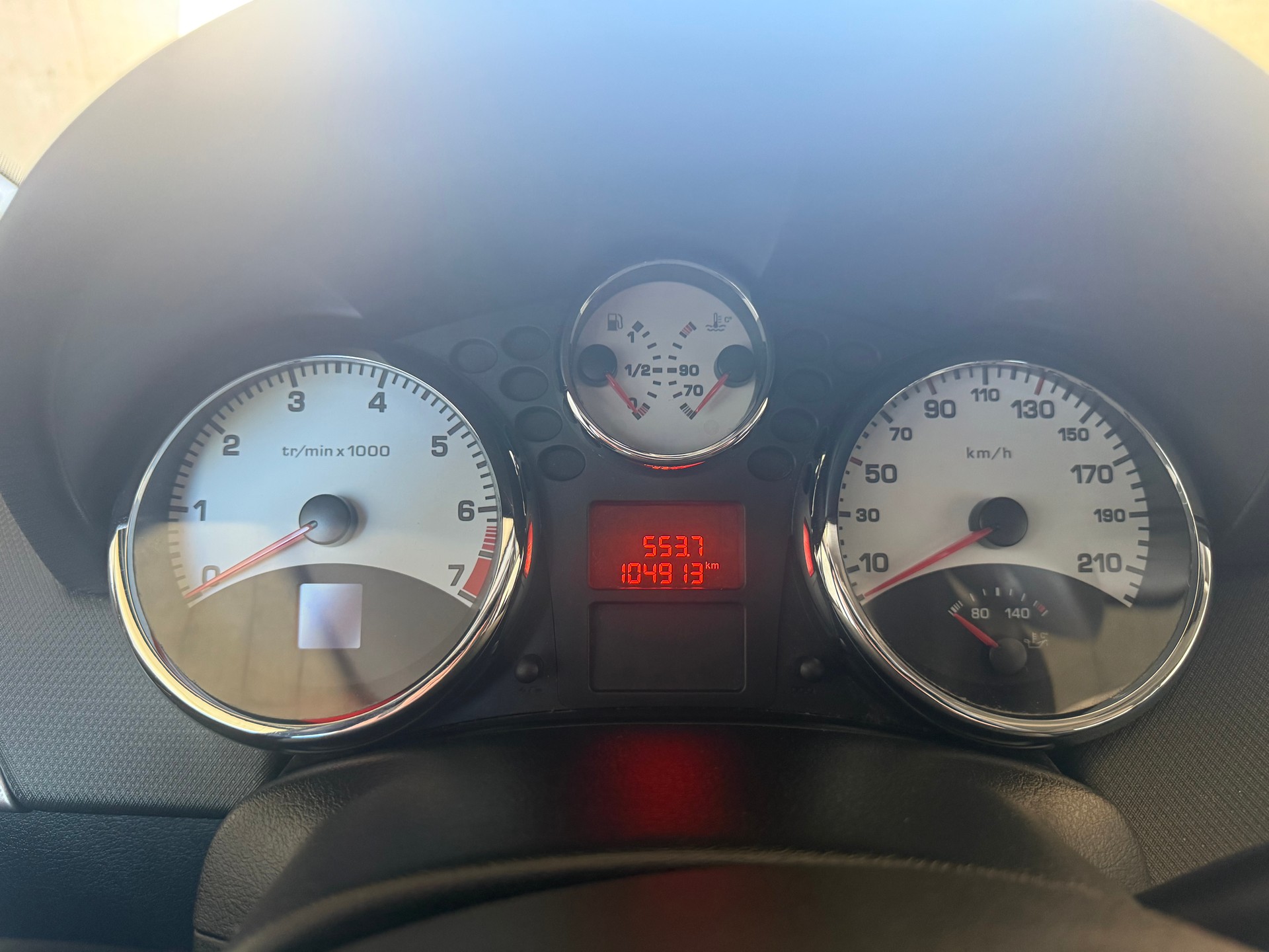 PEUGEOT 207 1.6 16V Sport Automatic-image-11