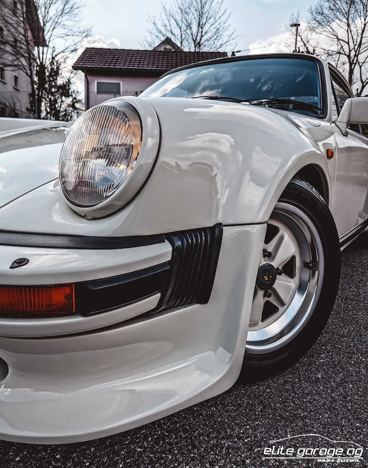 PORSCHE 911 Turbo-image-0