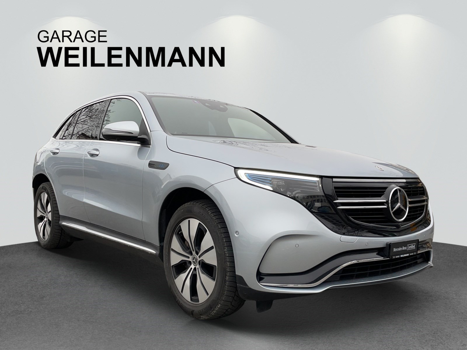 MERCEDES-BENZ EQC 400 AMG Line 4Matic-showroom-element-3