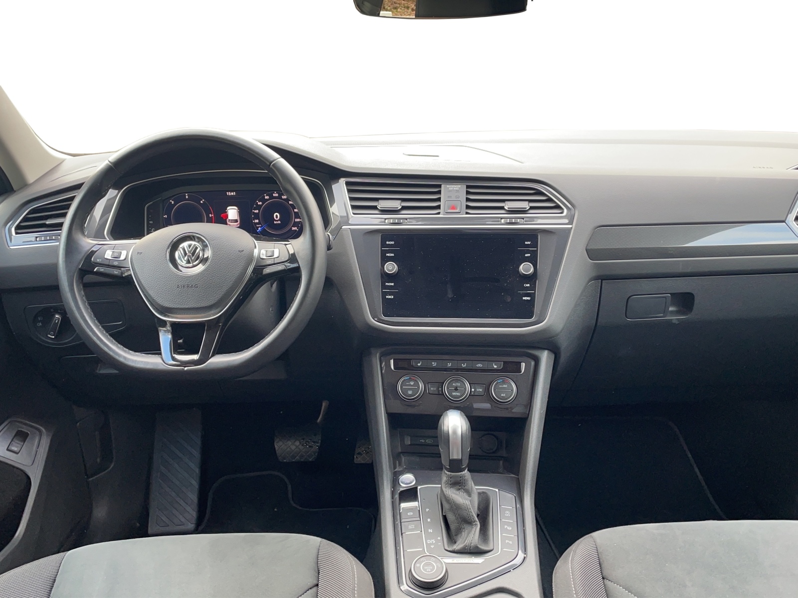 VW Tiguan Allspace 2.0 TDI SCR Highline 4MotionDSG-image-9