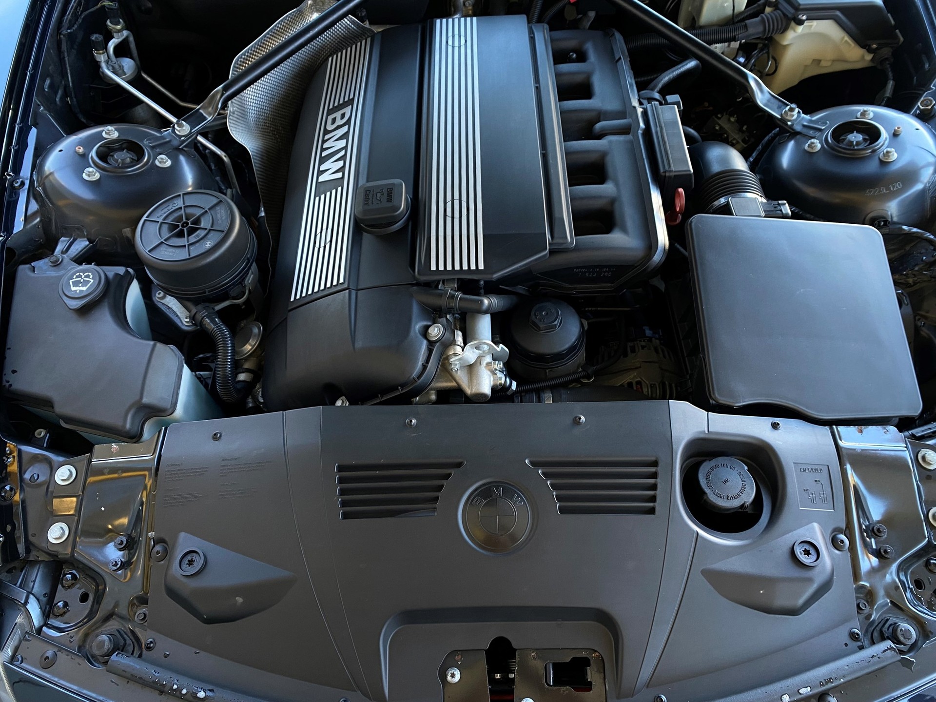 BMW Z4 2.2i Roadster-image-8