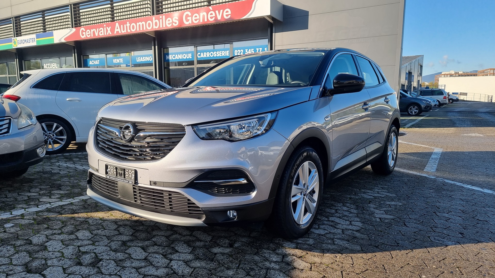 OPEL Grandland X 1.2i TP Excellence-image-0