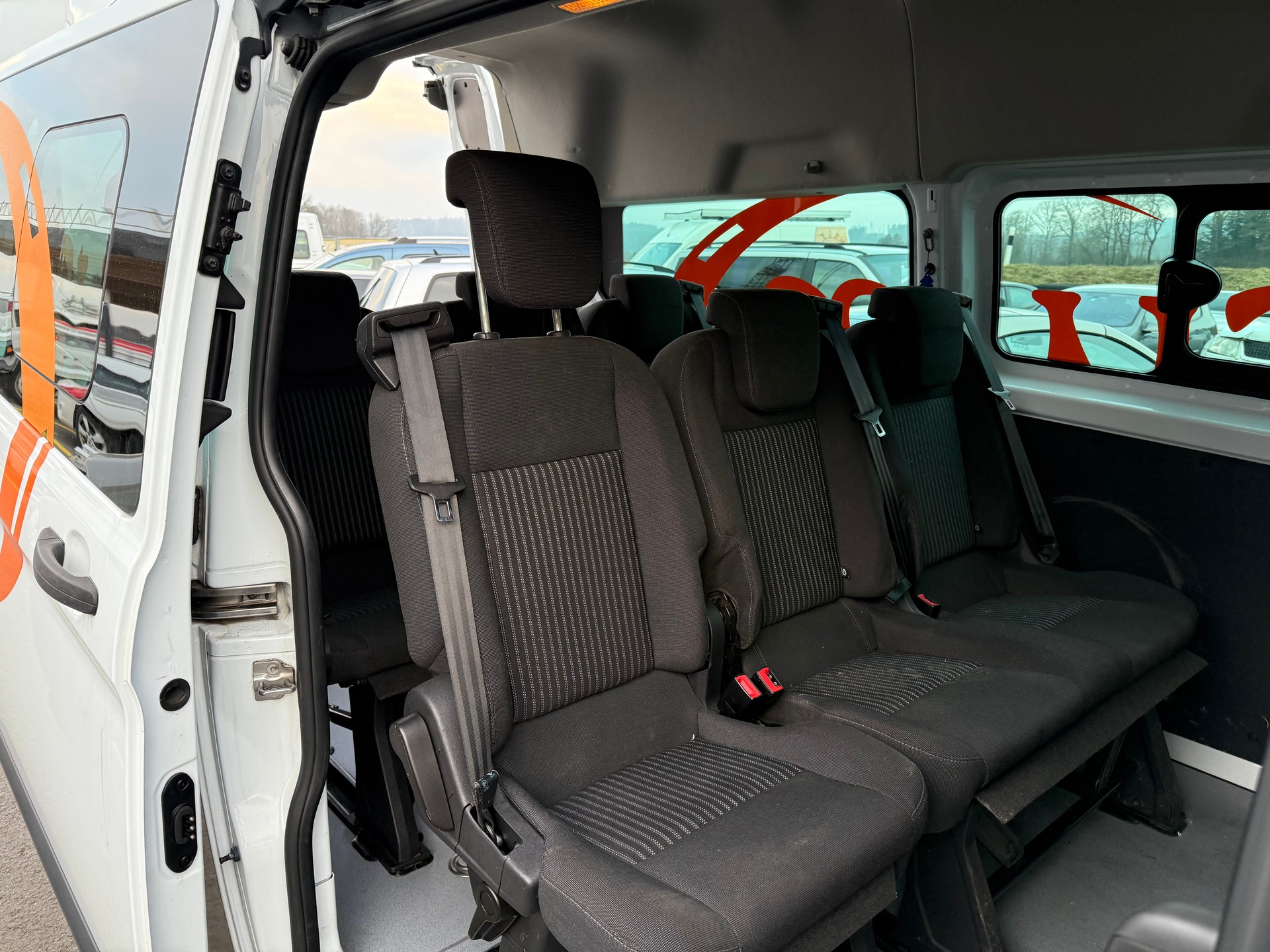 FORD Transit Custom 300 L2H1 Ambiente-image-9