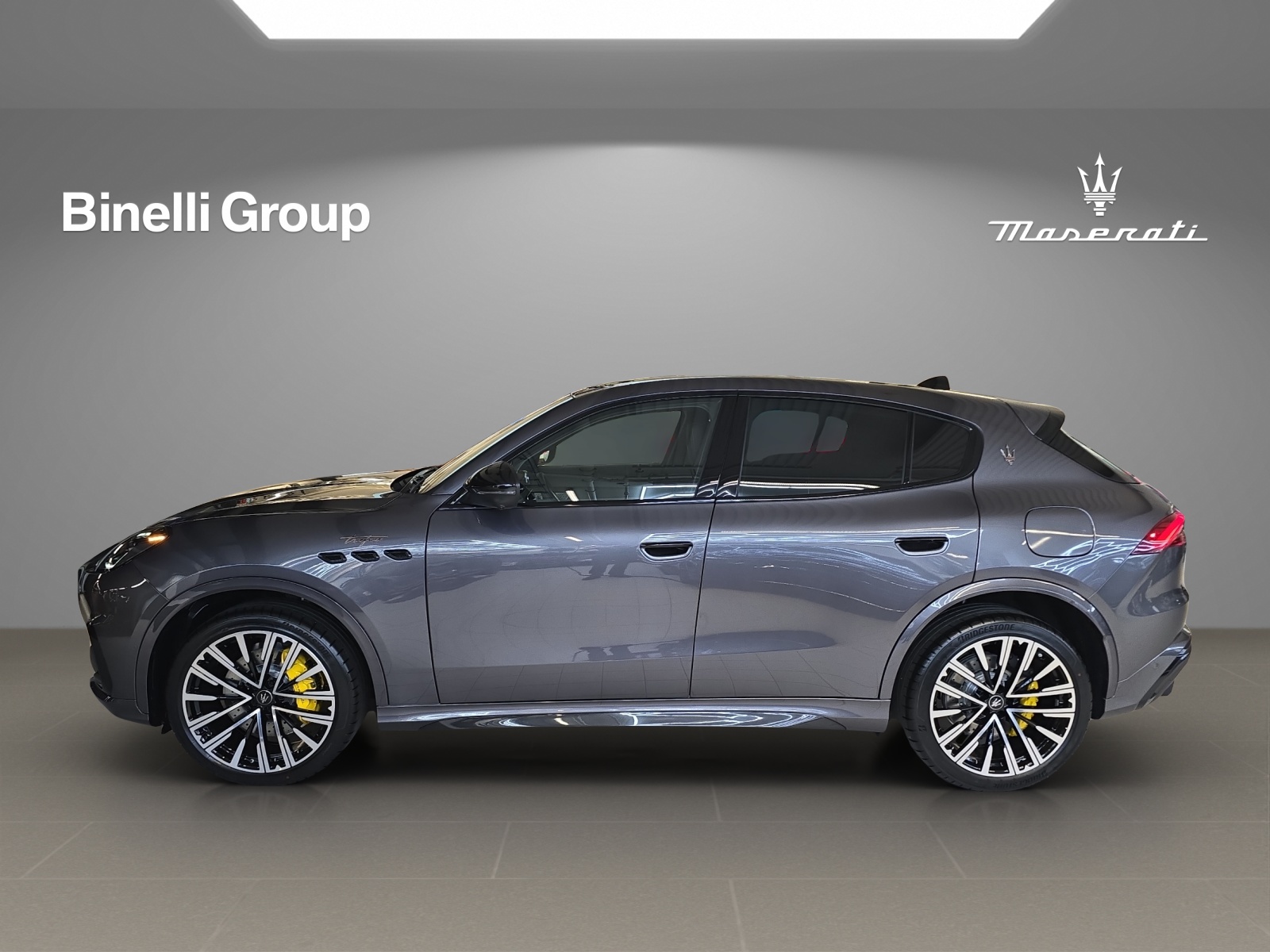 MASERATI Grecale 3.0 Trofeo Automatica-image-2