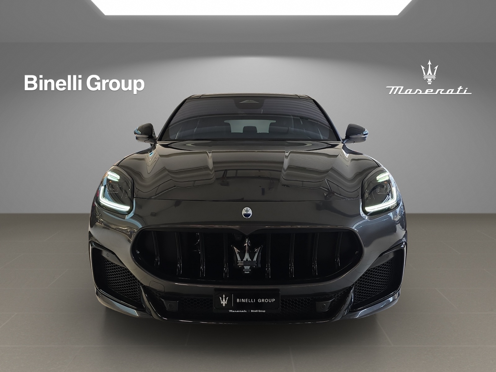 MASERATI Grecale 3.0 Trofeo Automatica-image-1