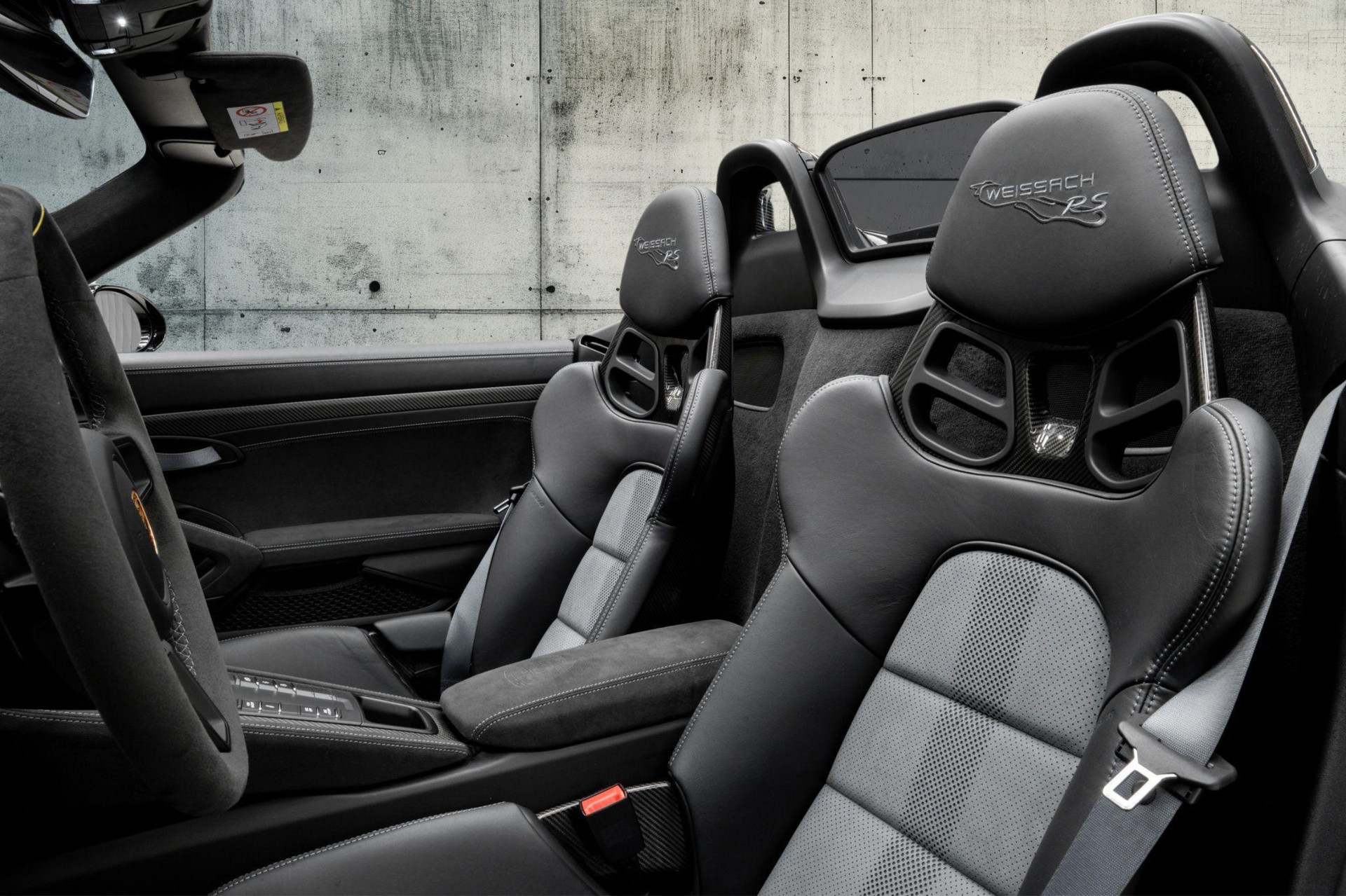 PORSCHE 718 Spyder RS-image-6