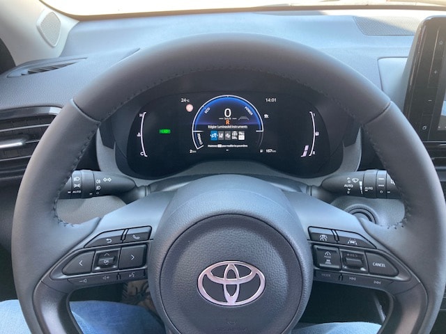 TOYOTA Yaris 1.5 Trend e-CVT-image-15