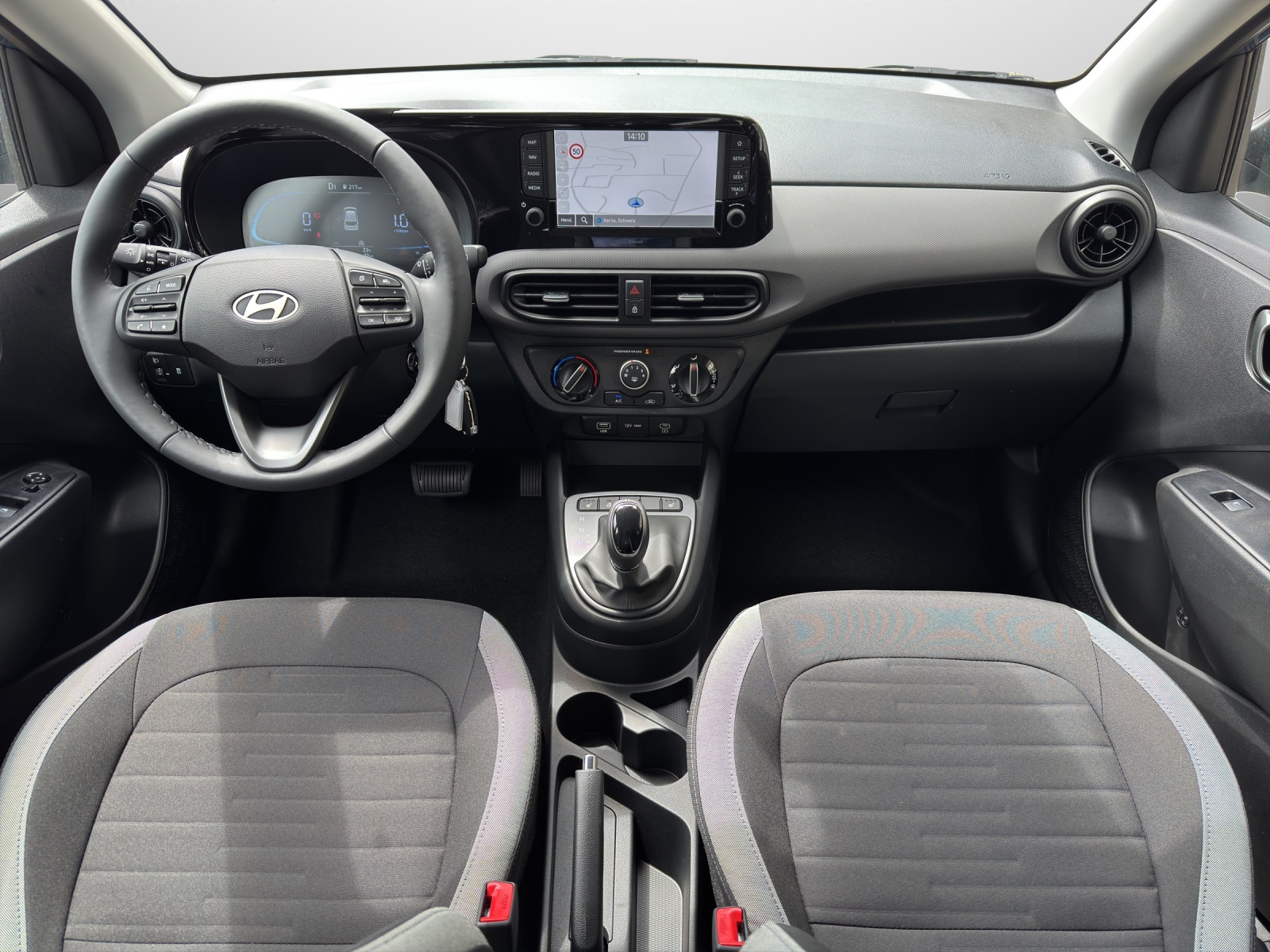 HYUNDAI i10 1.2 Amplia-image-4