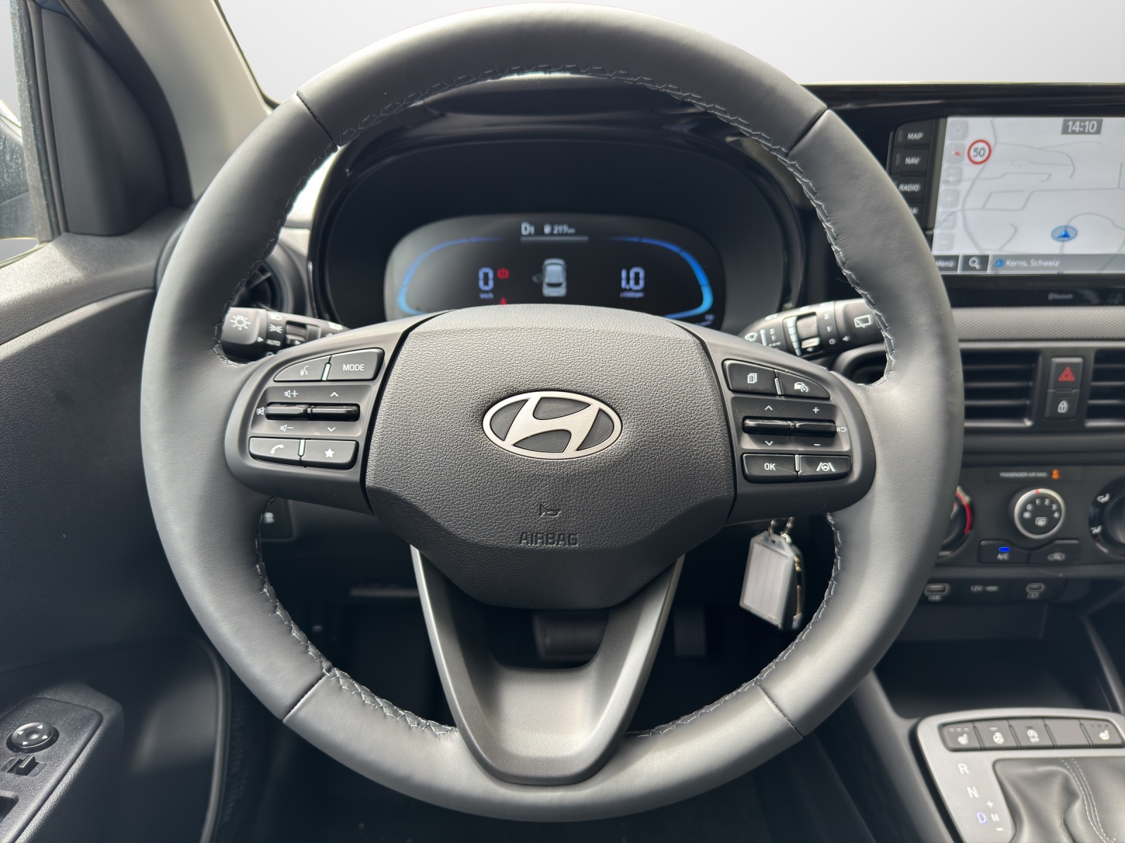 HYUNDAI i10 1.2 Amplia-image-8