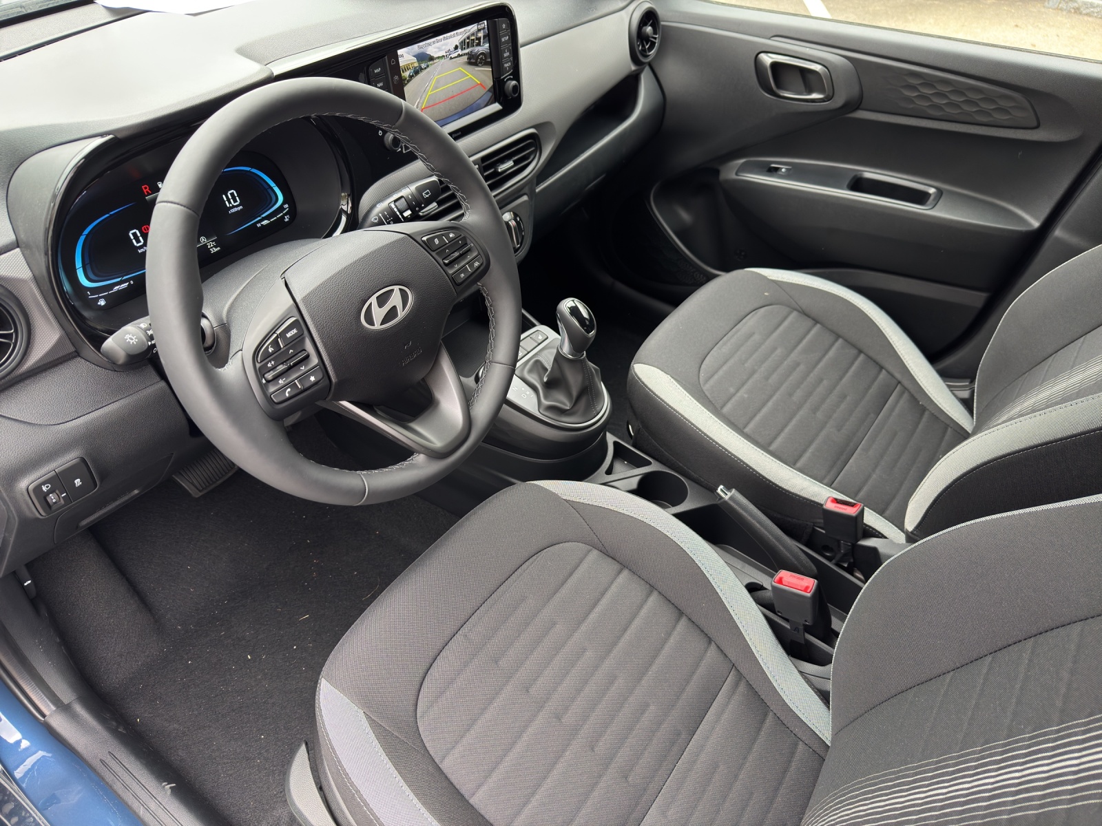 HYUNDAI i10 1.2 Amplia-image-14