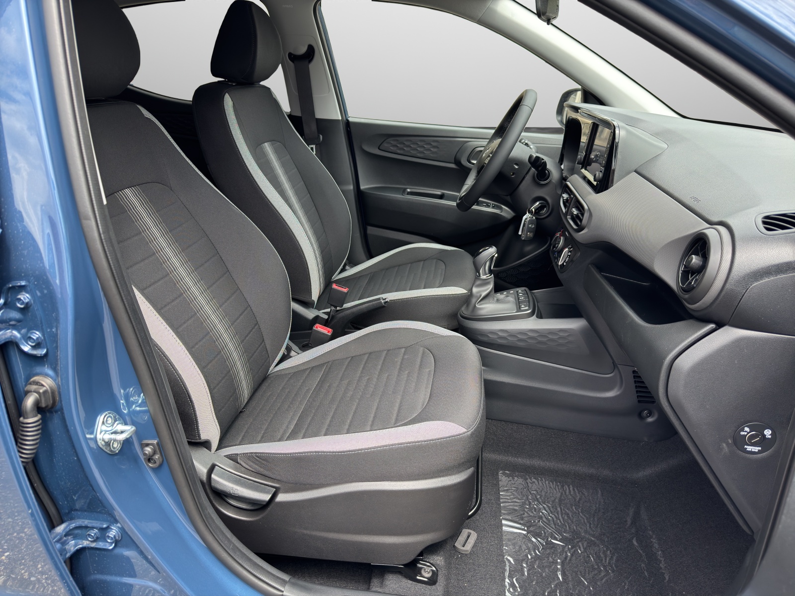 HYUNDAI i10 1.2 Amplia-image-6