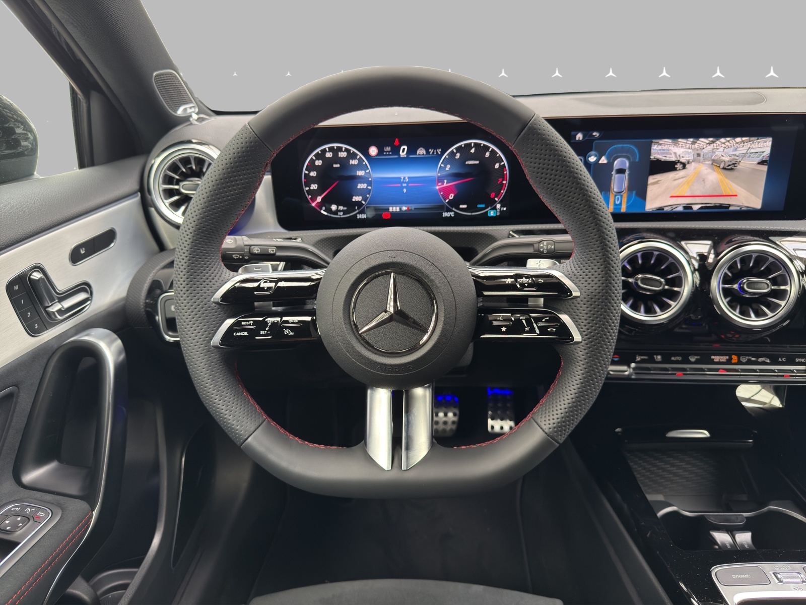 MERCEDES-BENZ A 220 4Matic 8G-DCT-image-11
