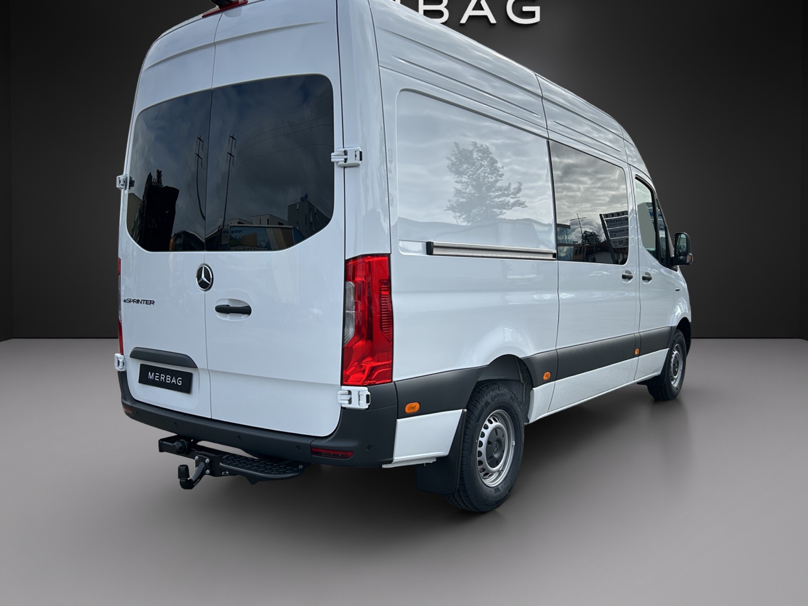 MERCEDES-BENZ eSprinter 320 PRO KA 3665mm S Worker-image-6
