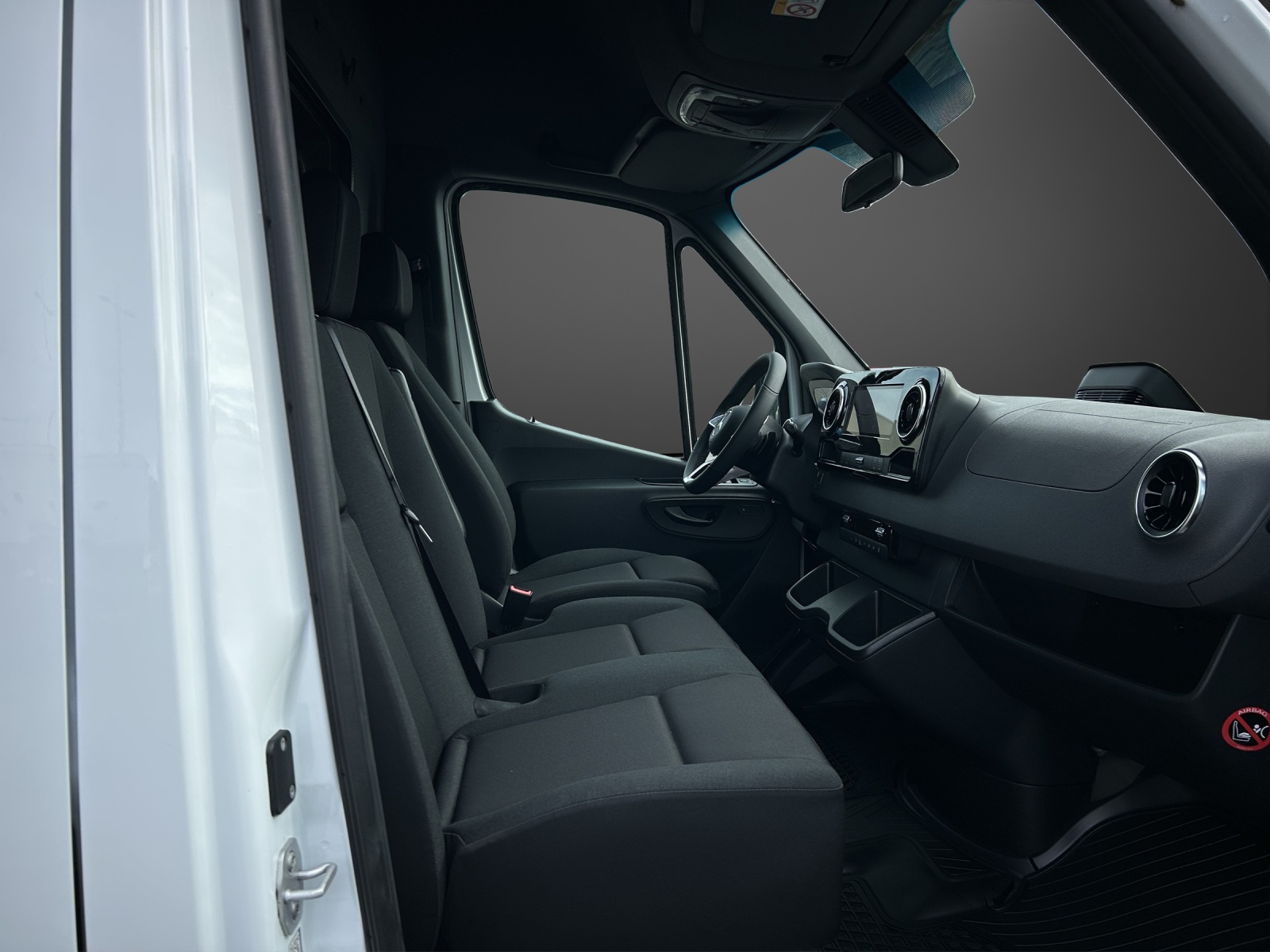 MERCEDES-BENZ eSprinter 320 PRO KA 3665mm S Worker-image-7
