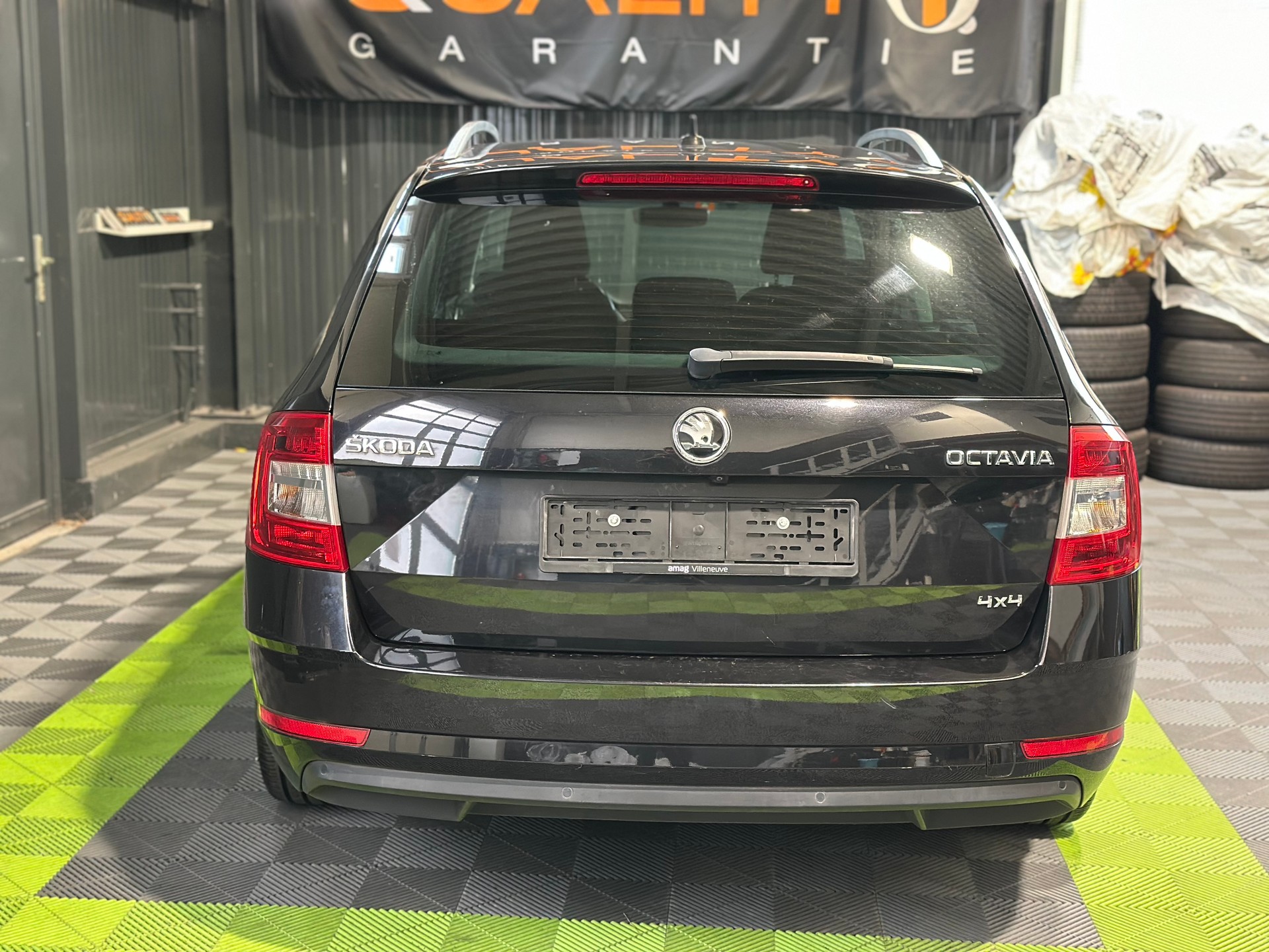 SKODA Octavia Combi 2.0 TSI Clever 4x4 DSG-image-5