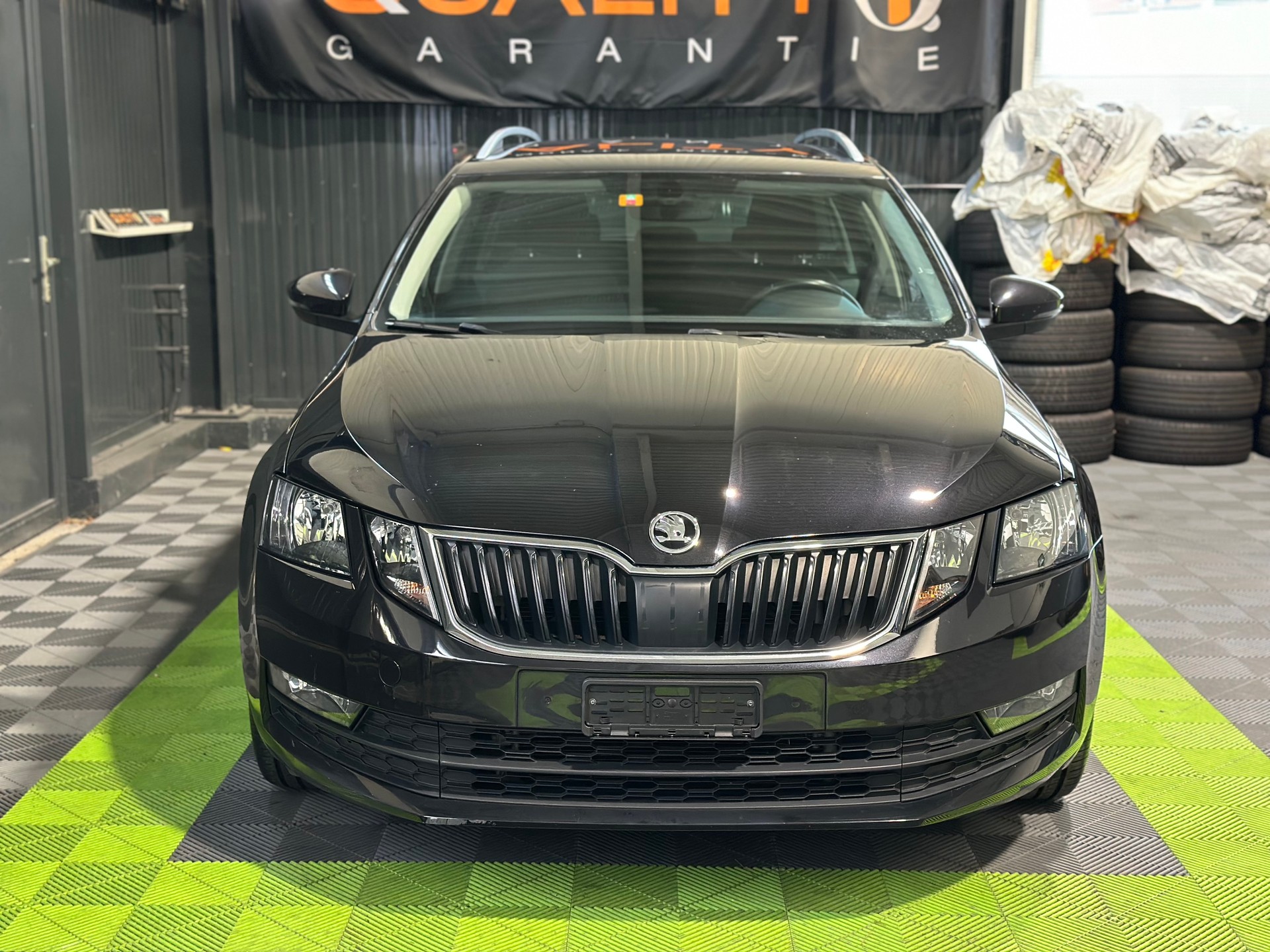 SKODA Octavia Combi 2.0 TSI Clever 4x4 DSG-image-1