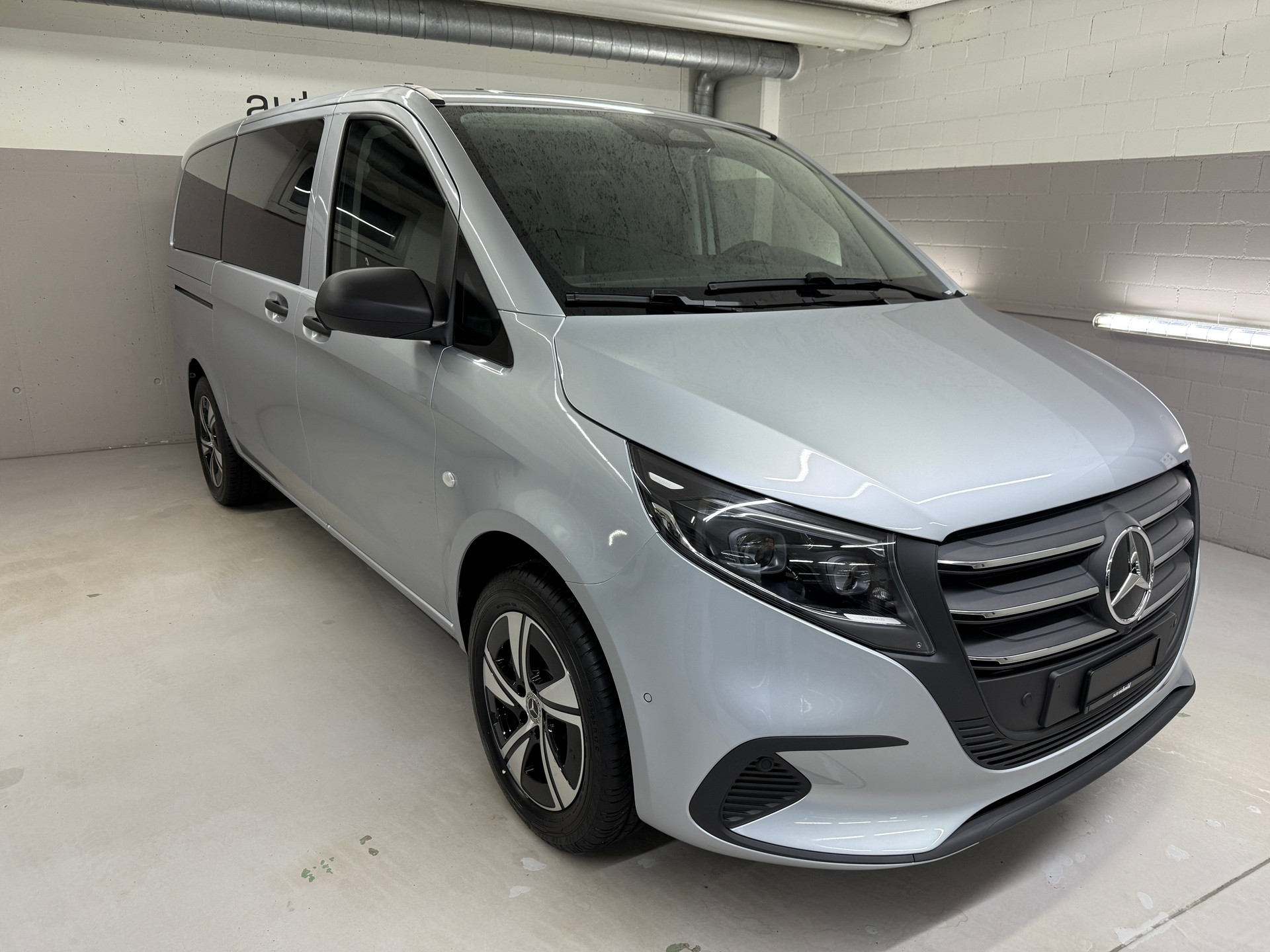 MERCEDES-BENZ Vito 116 CDI 4MATIC Tourer SELECT Family 3200mm L-image-1