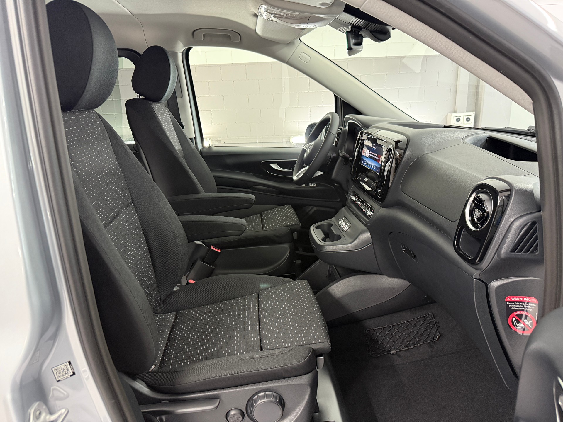MERCEDES-BENZ Vito 116 CDI 4MATIC Tourer SELECT Family 3200mm L-image-9