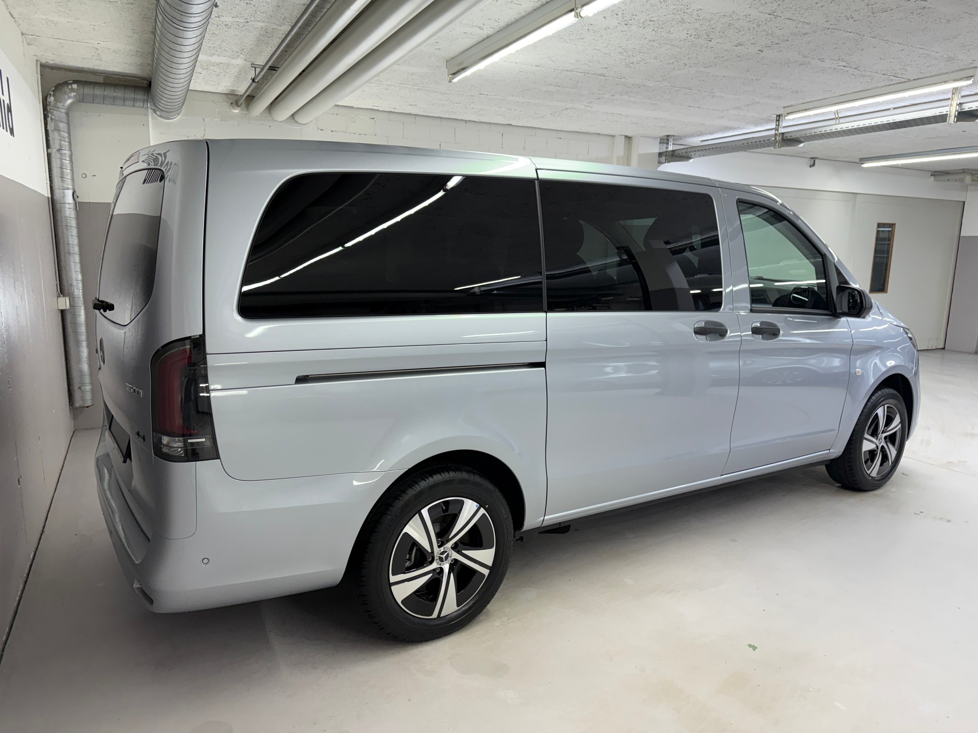 MERCEDES-BENZ Vito 116 CDI 4MATIC Tourer SELECT Family 3200mm L-image-3