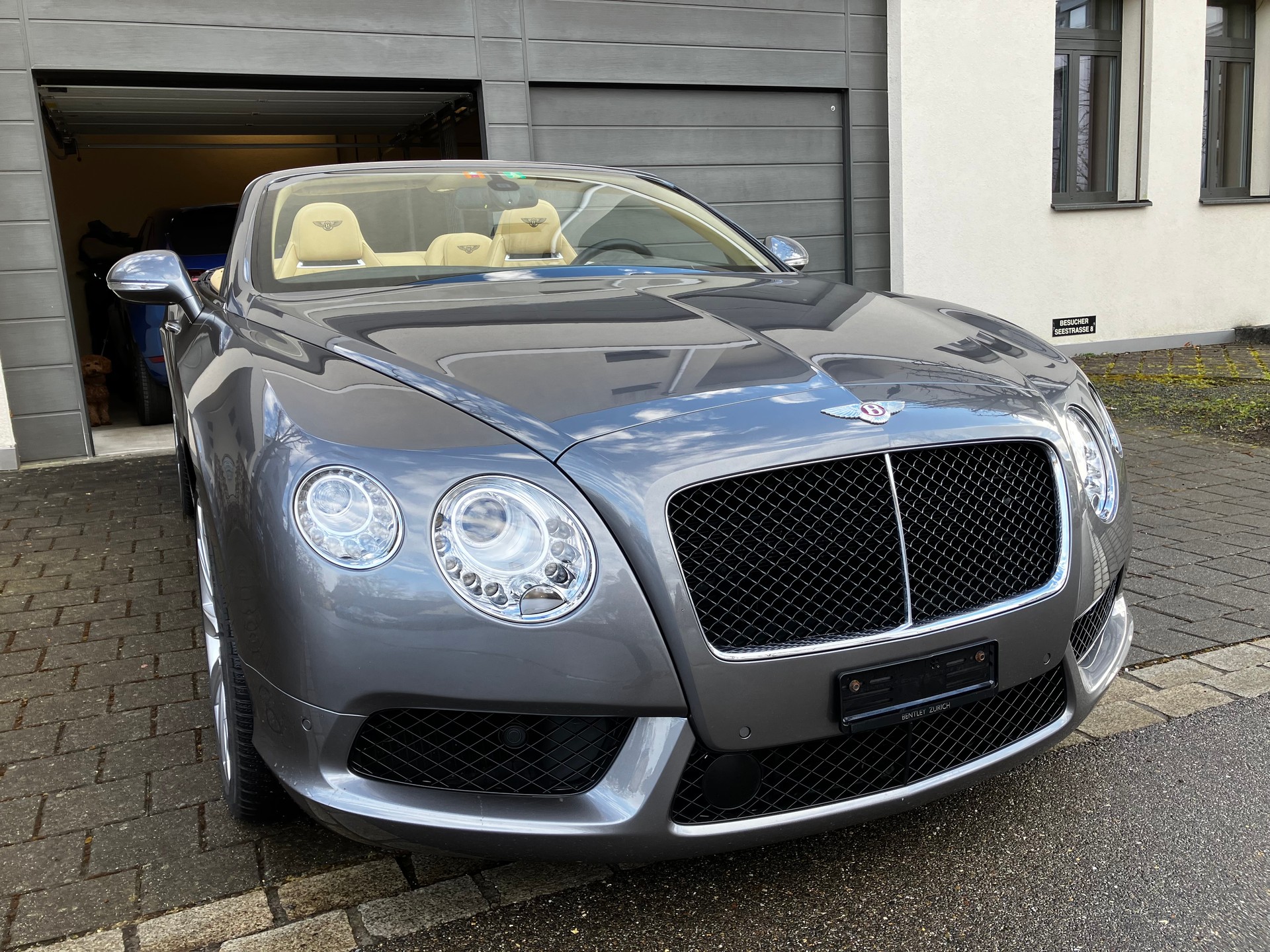 BENTLEY Continental GTC 4.0 V8-image-1