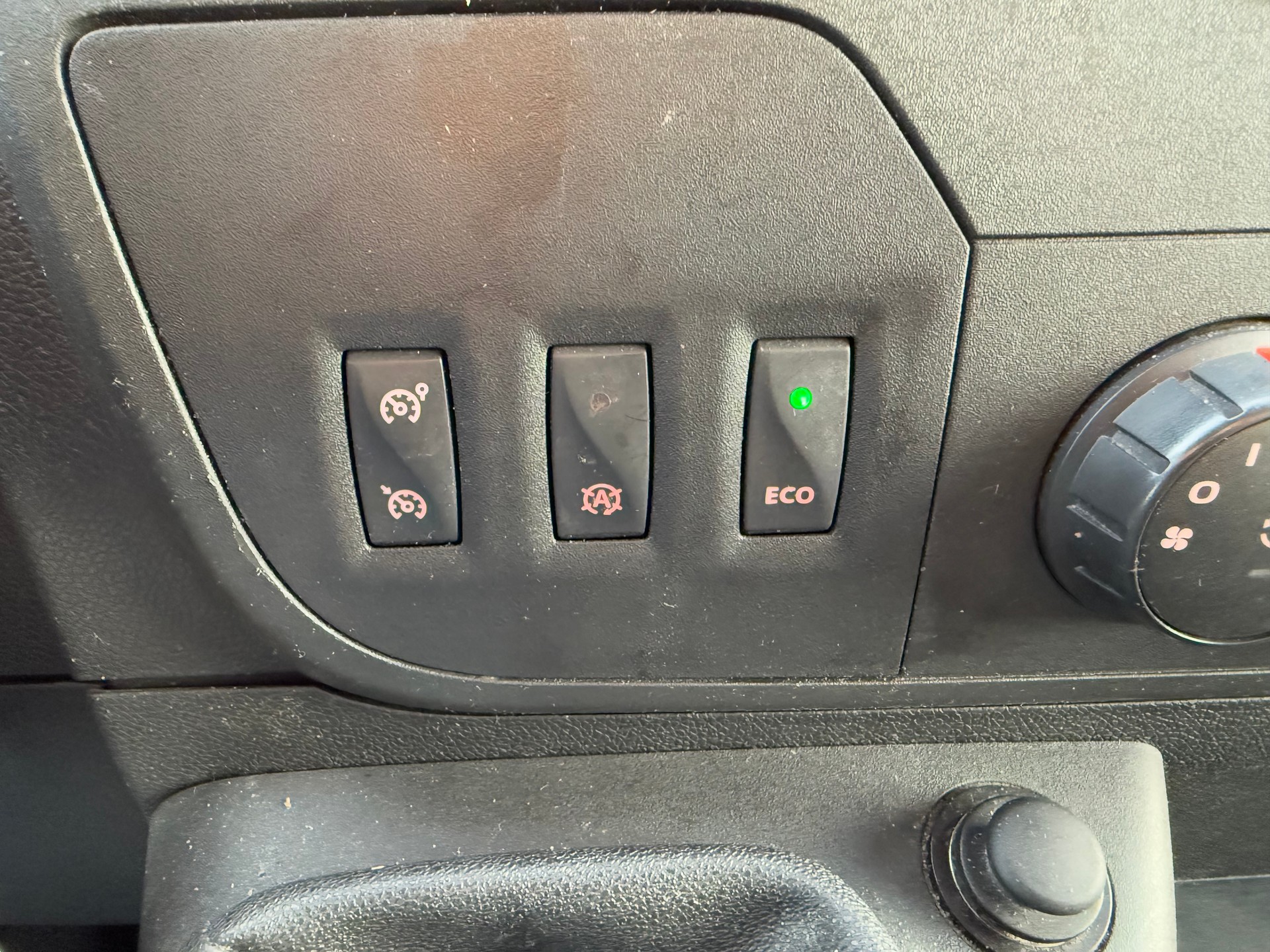 RENAULT Master T35 ENERGY 2.3dCi 145 L3 Hebebühne-image-10