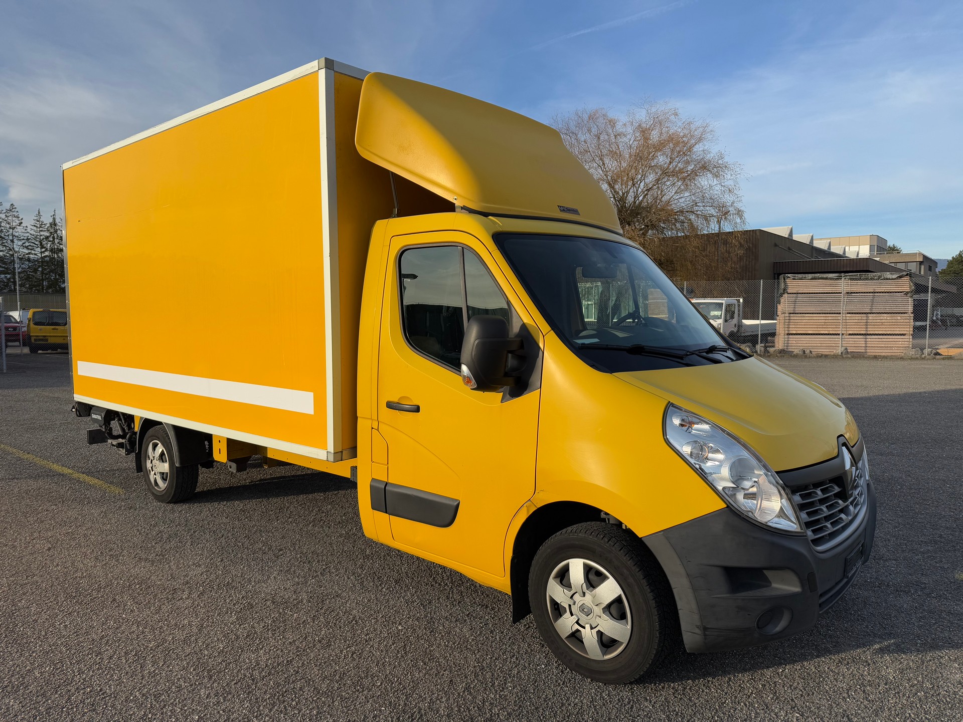 RENAULT Master T35 ENERGY 2.3dCi 145 L3 Hebebühne-image-1
