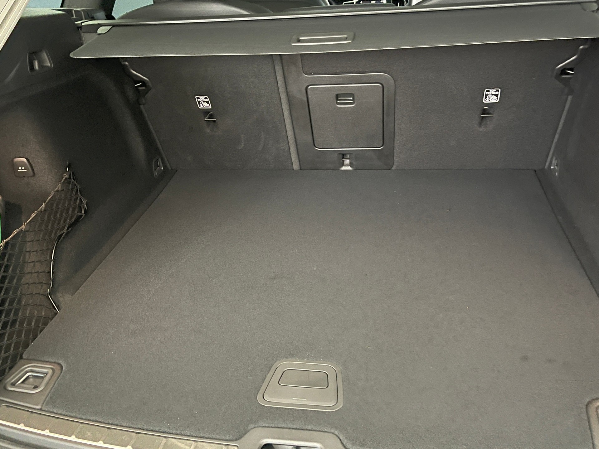 VOLVO XC60 2.0 B4 MH Ultimate Dark AWD-image-8