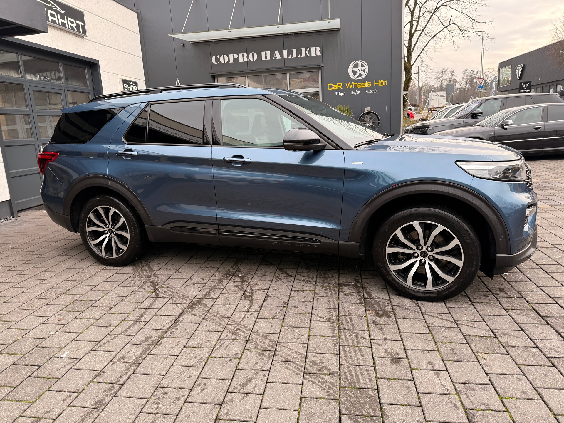 FORD Explorer 3.0 EcoB. Plug-in-Hybrid ST-Line 4WD Aut.-image-4