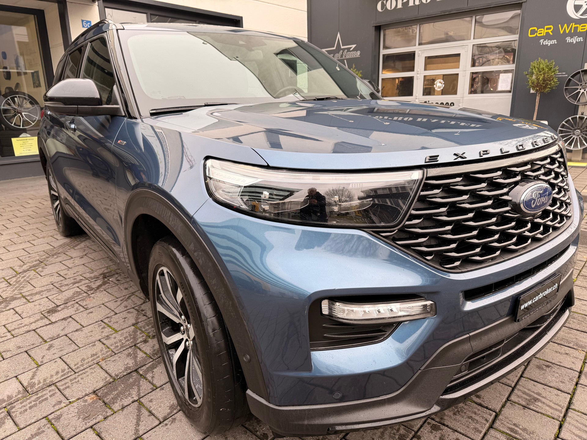 FORD Explorer 3.0 EcoB. Plug-in-Hybrid ST-Line 4WD Aut.-image-3