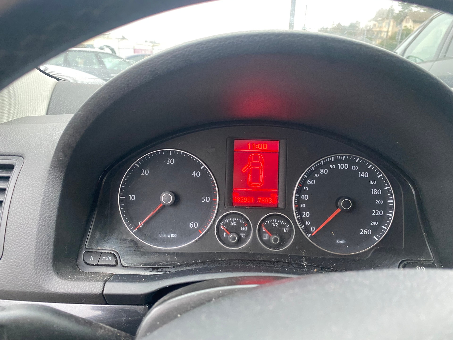 VW Golf 2.0 TDI GT Sport-image-4