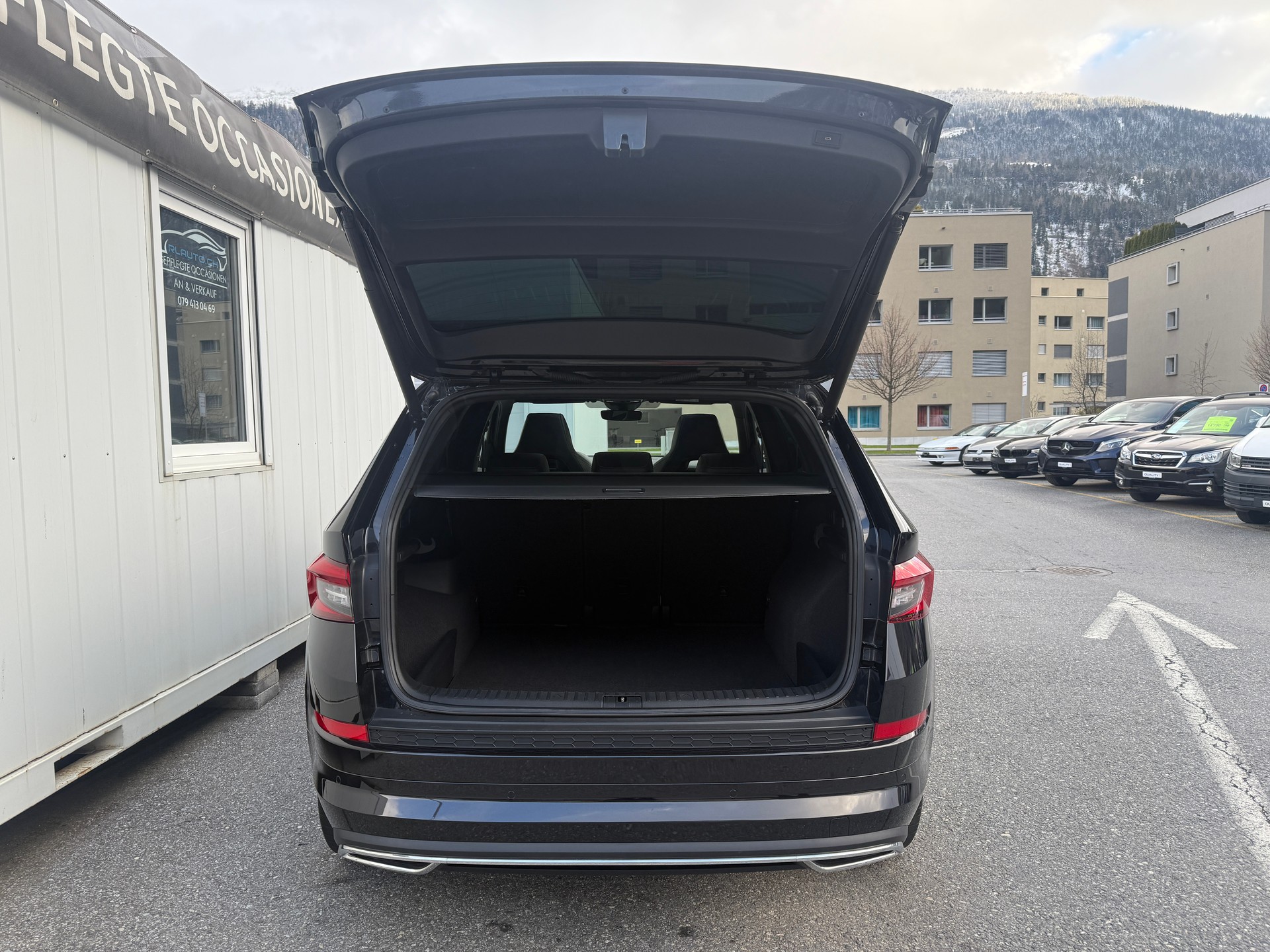 SKODA Kodiaq 2.0 TDI SCR SportLine 4x4 DSG *CH-Fahrzeug**Panorama**AHK*-image-5