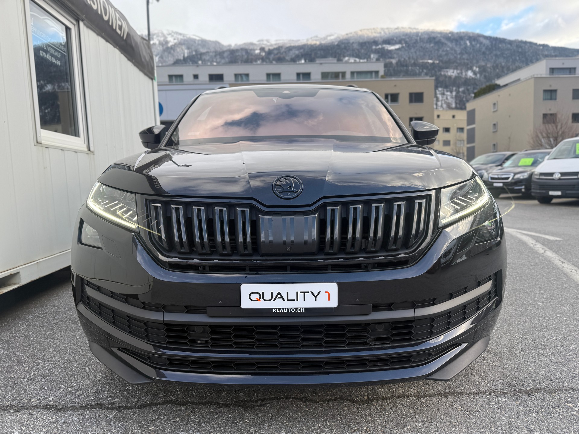 SKODA Kodiaq 2.0 TDI SCR SportLine 4x4 DSG *CH-Fahrzeug**Panorama**AHK*-image-11