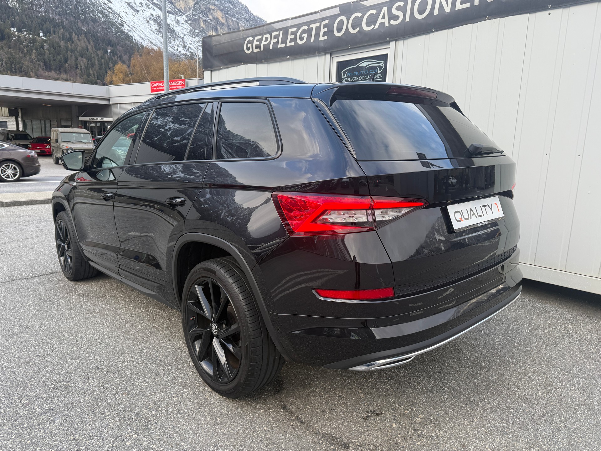 SKODA Kodiaq 2.0 TDI SCR SportLine 4x4 DSG *CH-Fahrzeug**Panorama**AHK*-image-6