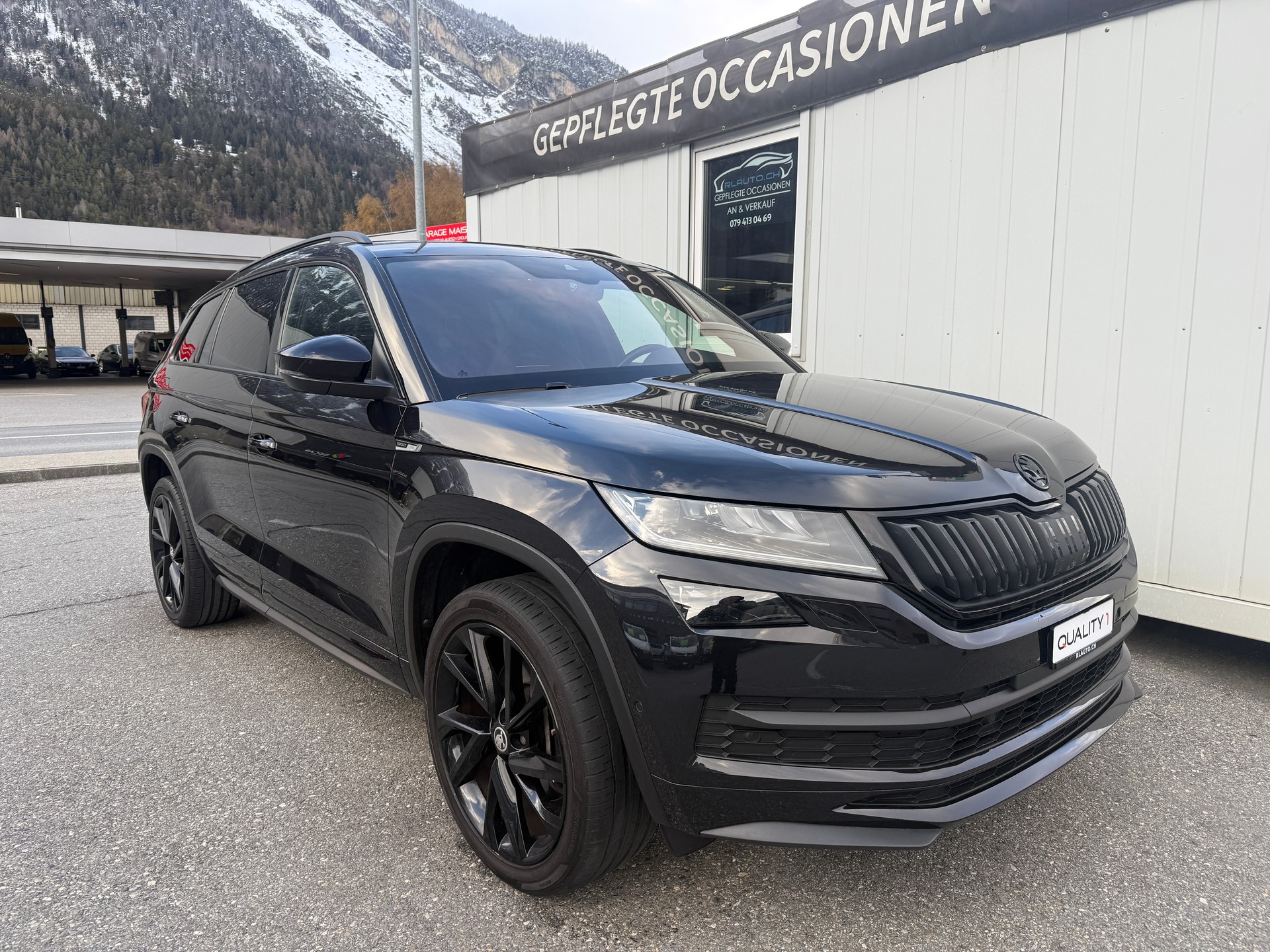 SKODA Kodiaq 2.0 TDI SCR SportLine 4x4 DSG *CH-Fahrzeug**Panorama**AHK*-image-1