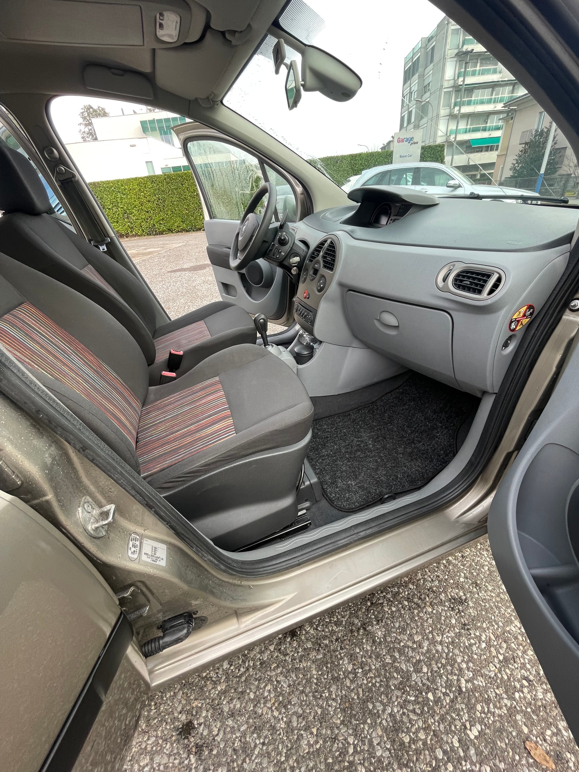 RENAULT Modus 1.5 dCi Expression Quickshift-image-9