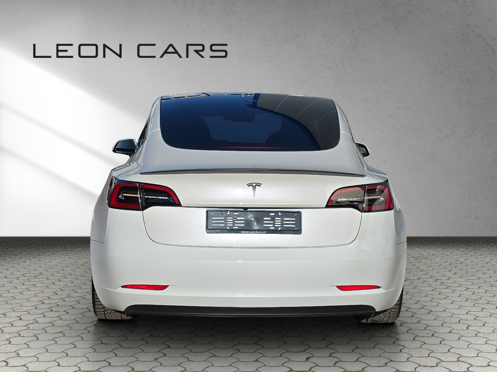 TESLA Model 3 Performance Dual Motor AWD 535 PS-image-3