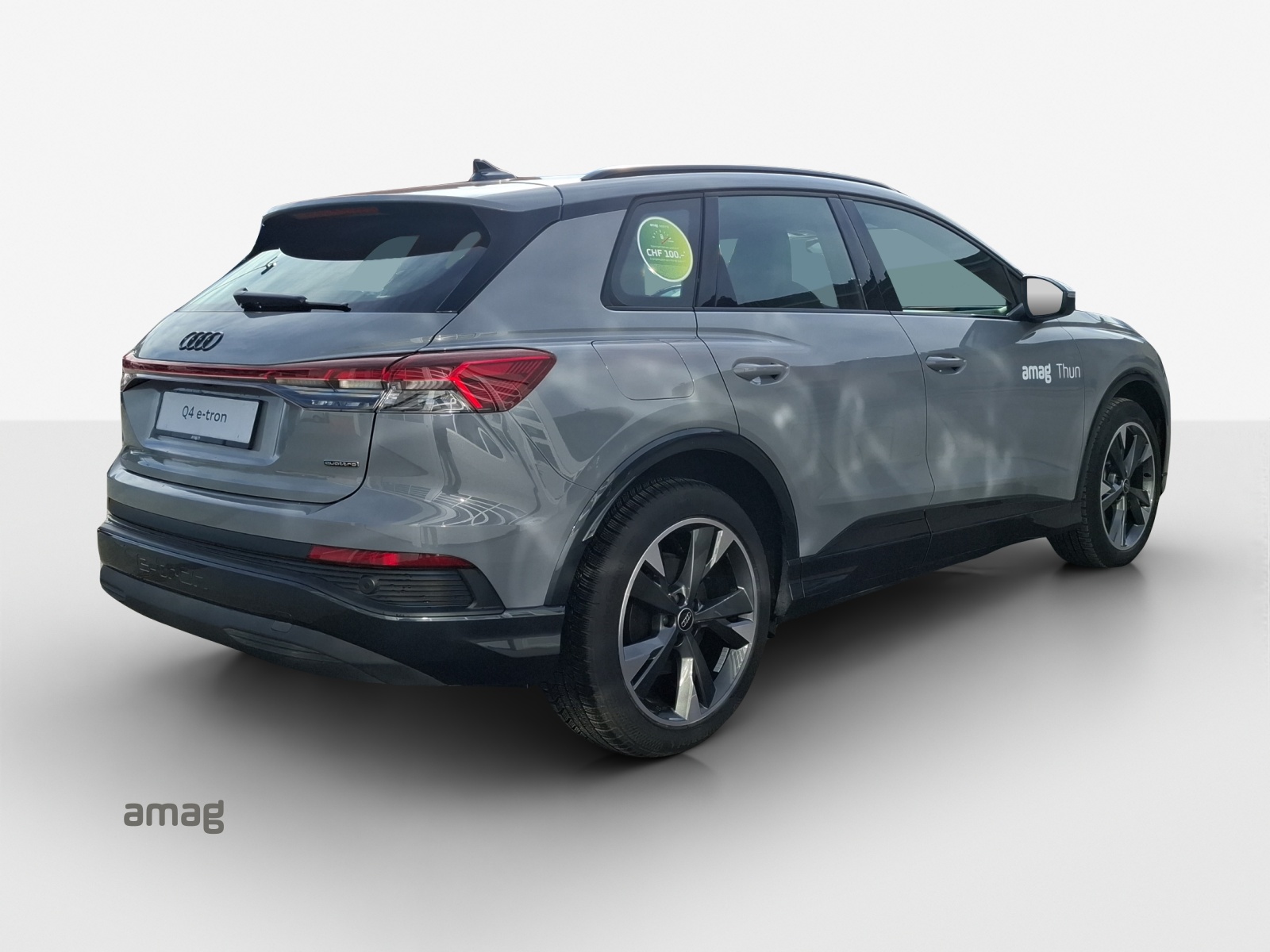 AUDI Q4 e-tron 45 Attraction quattro-image-4