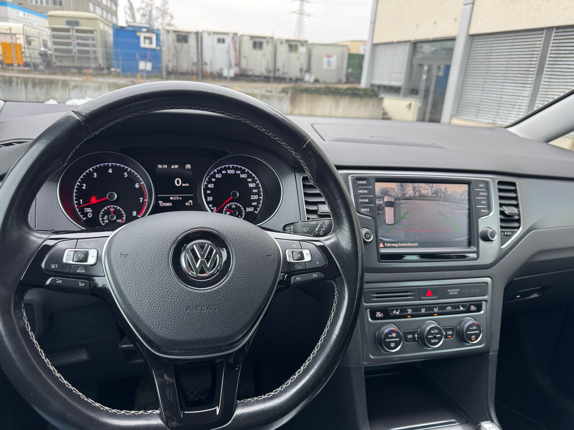VW Golf Sportsvan 1.4 TSI Lounge DSG-image-6