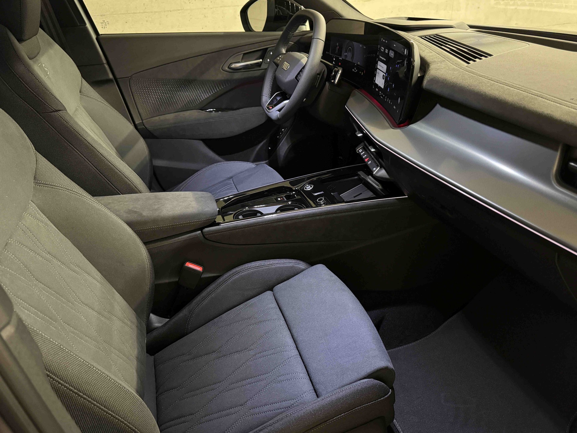AUDI Q3 Sportback TFSI quattro 195 kW S tronic-image-10