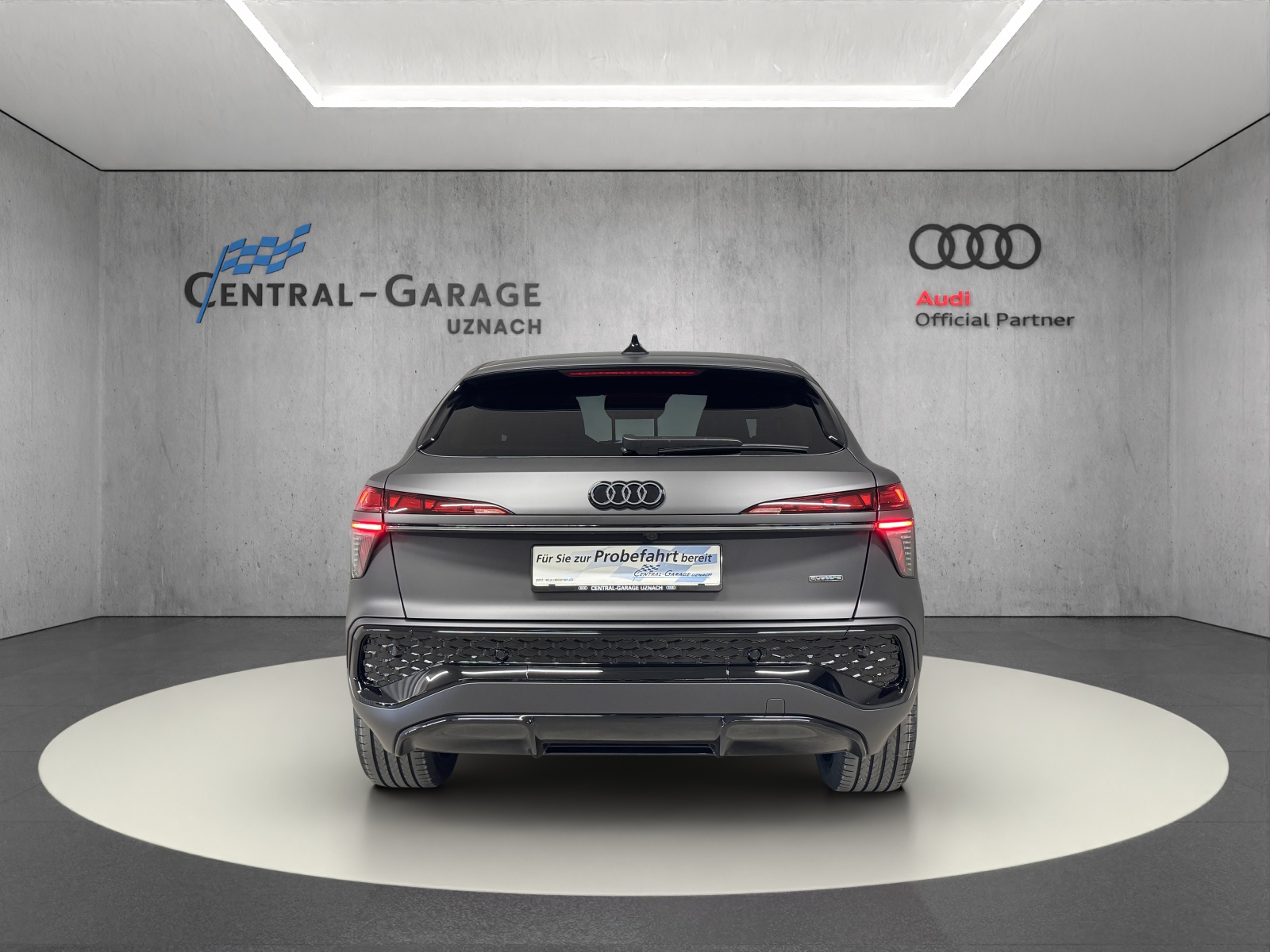 AUDI Q3 Sportback TFSI quattro 195 kW S tronic-image-3